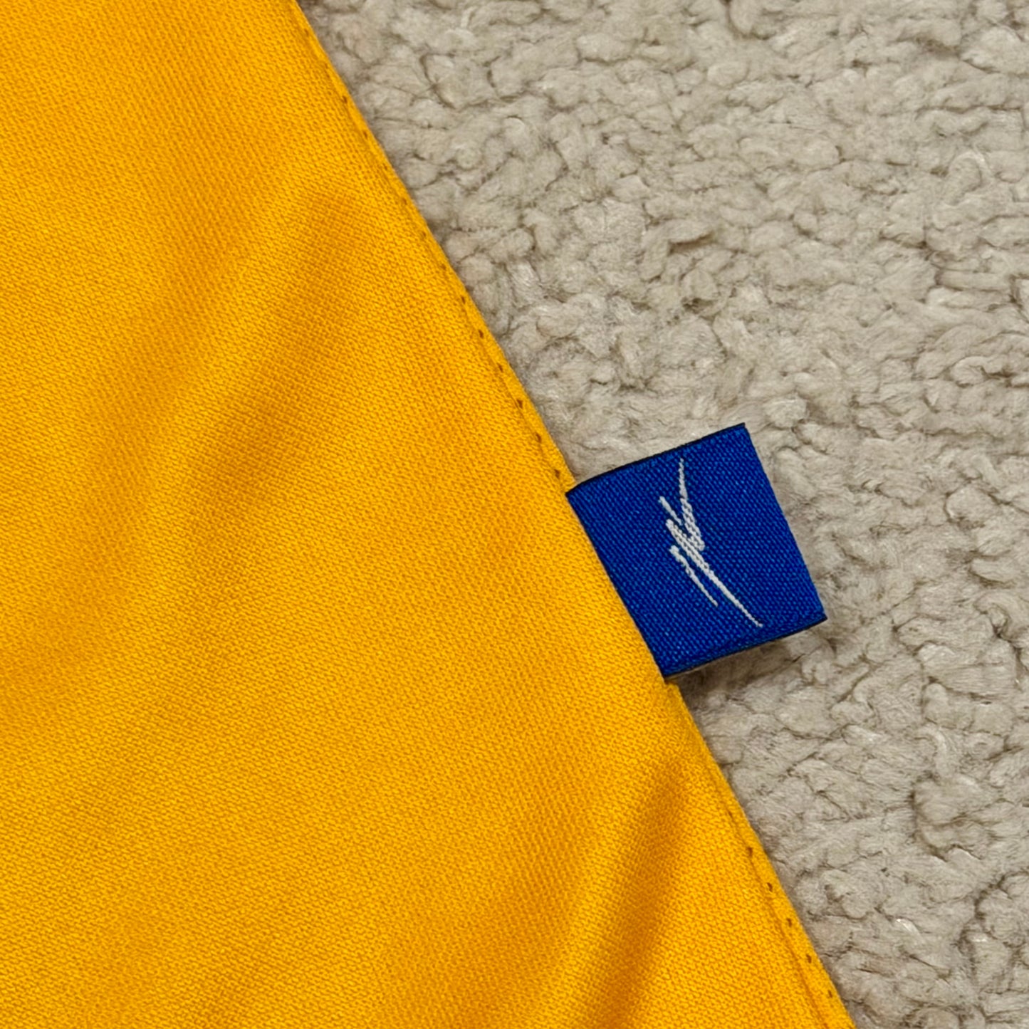 Tigres UANL 2002/03 home (XL) *has some tiny holes in the back