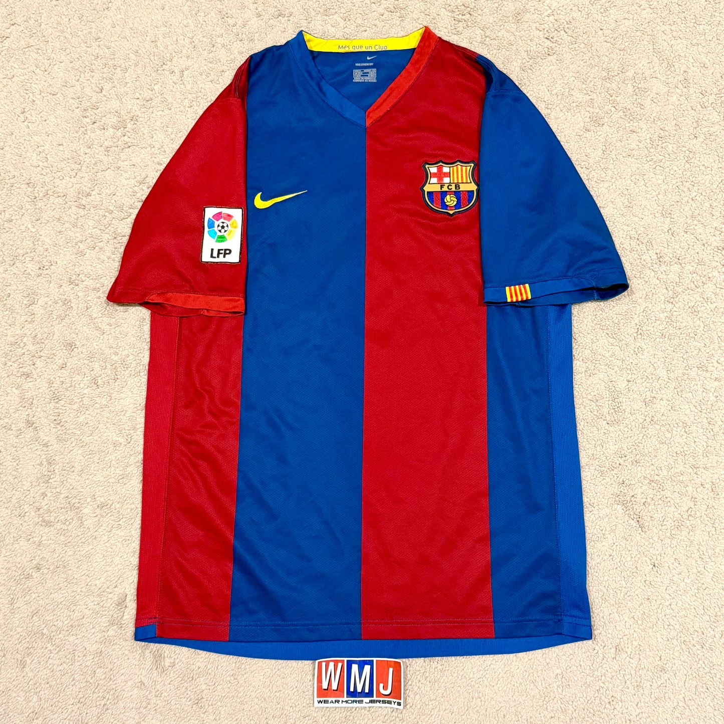 Barcelona 2006/07 home x Ronaldinho #10 (M)