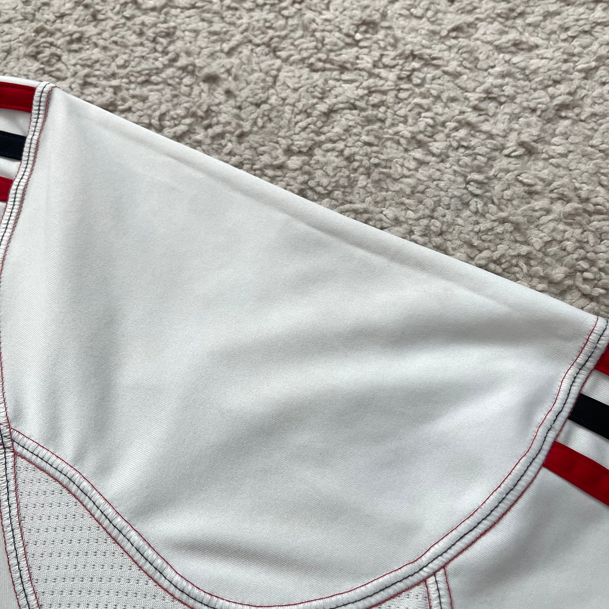 AC Milan 2010/11 away x Ronaldinho #80 (XL)