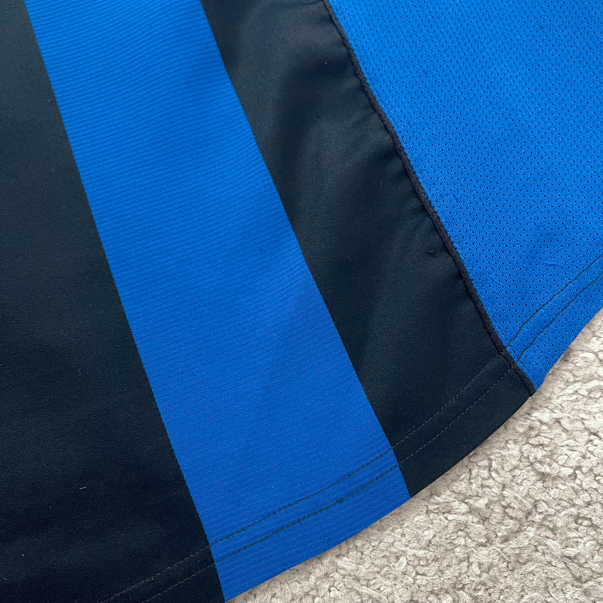 Inter 2004/05 home x Adriano #10 (M)
