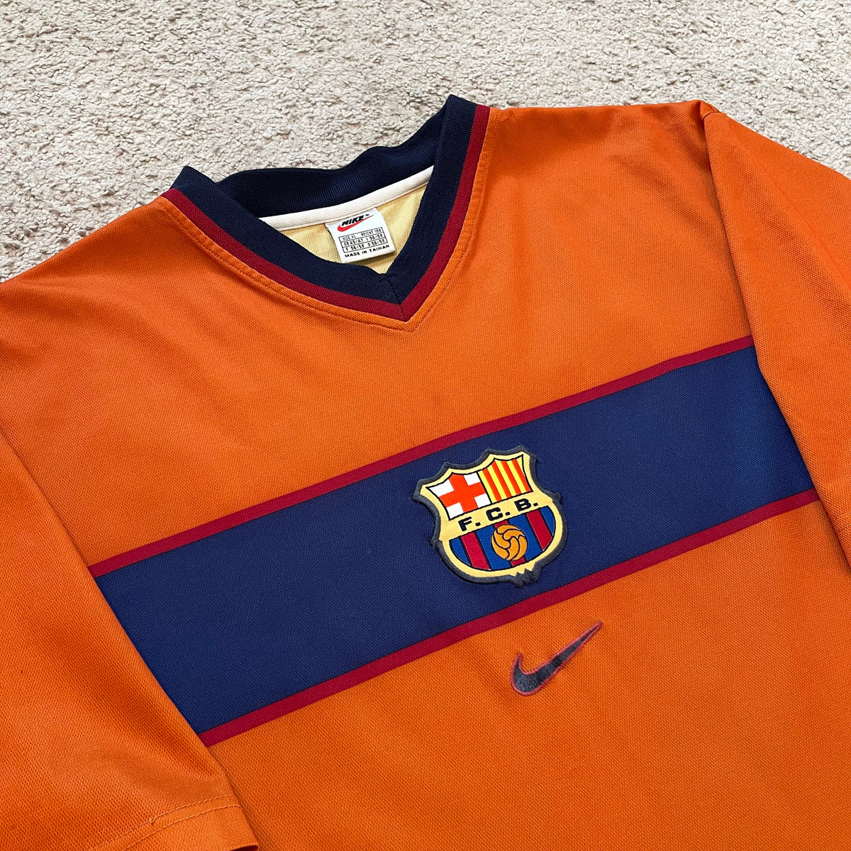 Barcelona 1998/1999/2000 third x Rivaldo #11 (XL) *has two tiny holes on the back