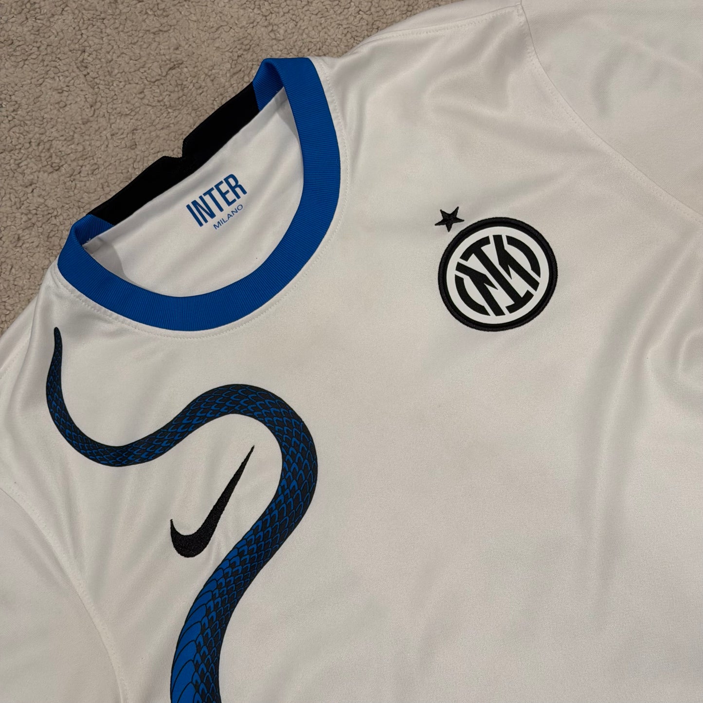 Inter 2021/22 away x Lautaro Martinez #10 (M)