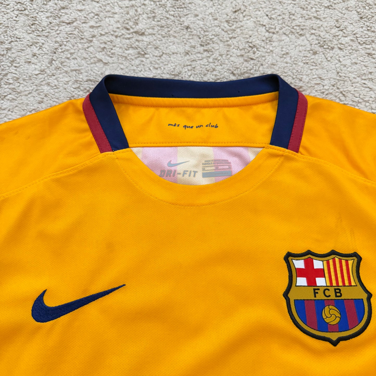 Barcelona 2015/16 away x Neymar Jr #11 (M)