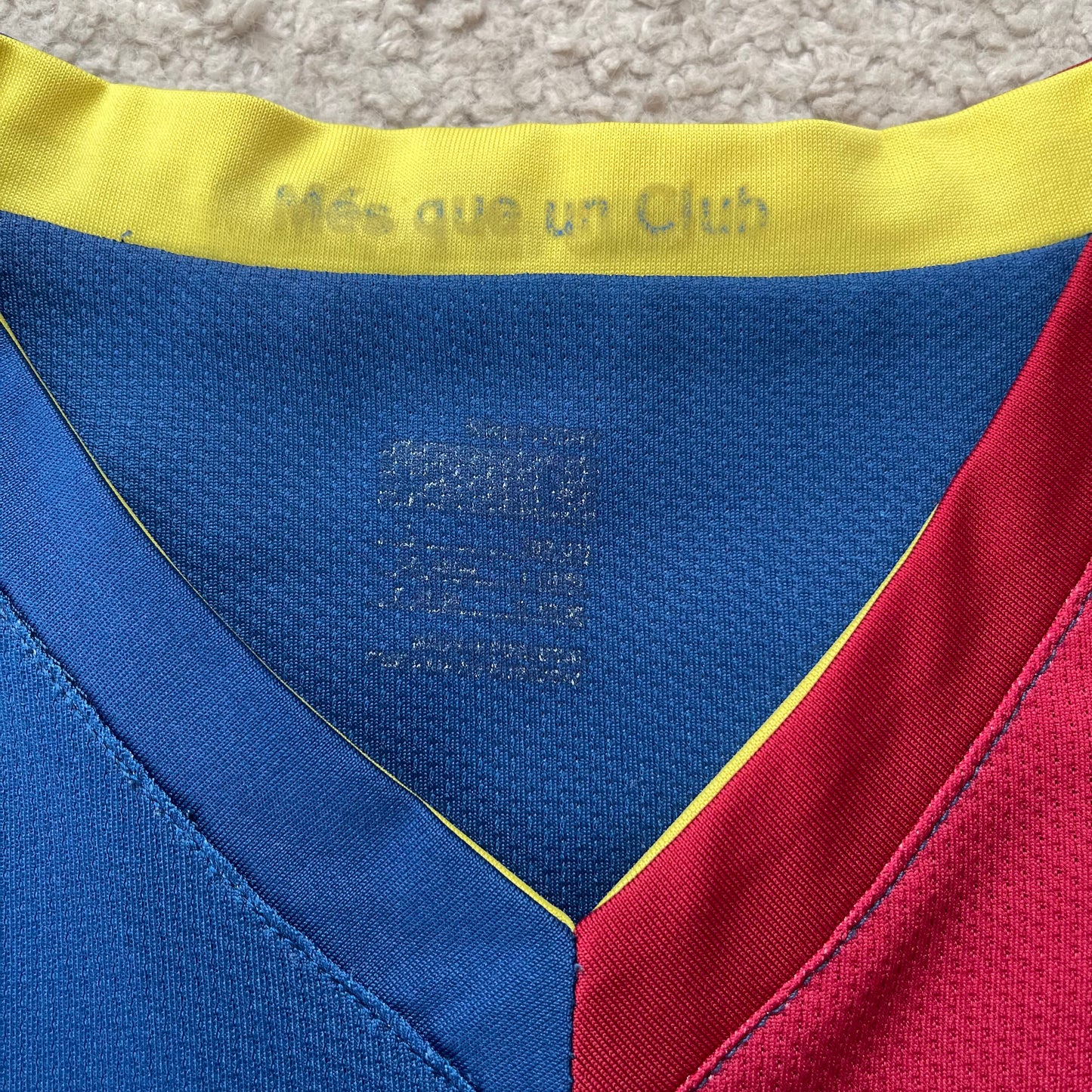 Barcelona 2006/07 home x Messi #19 (L)