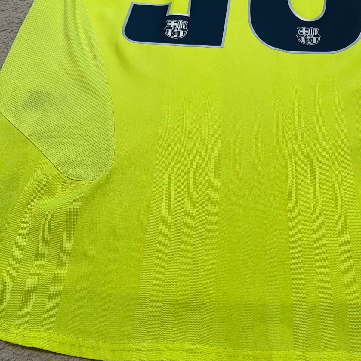 Barcelona 2005/06 away x Messi #30 (L)