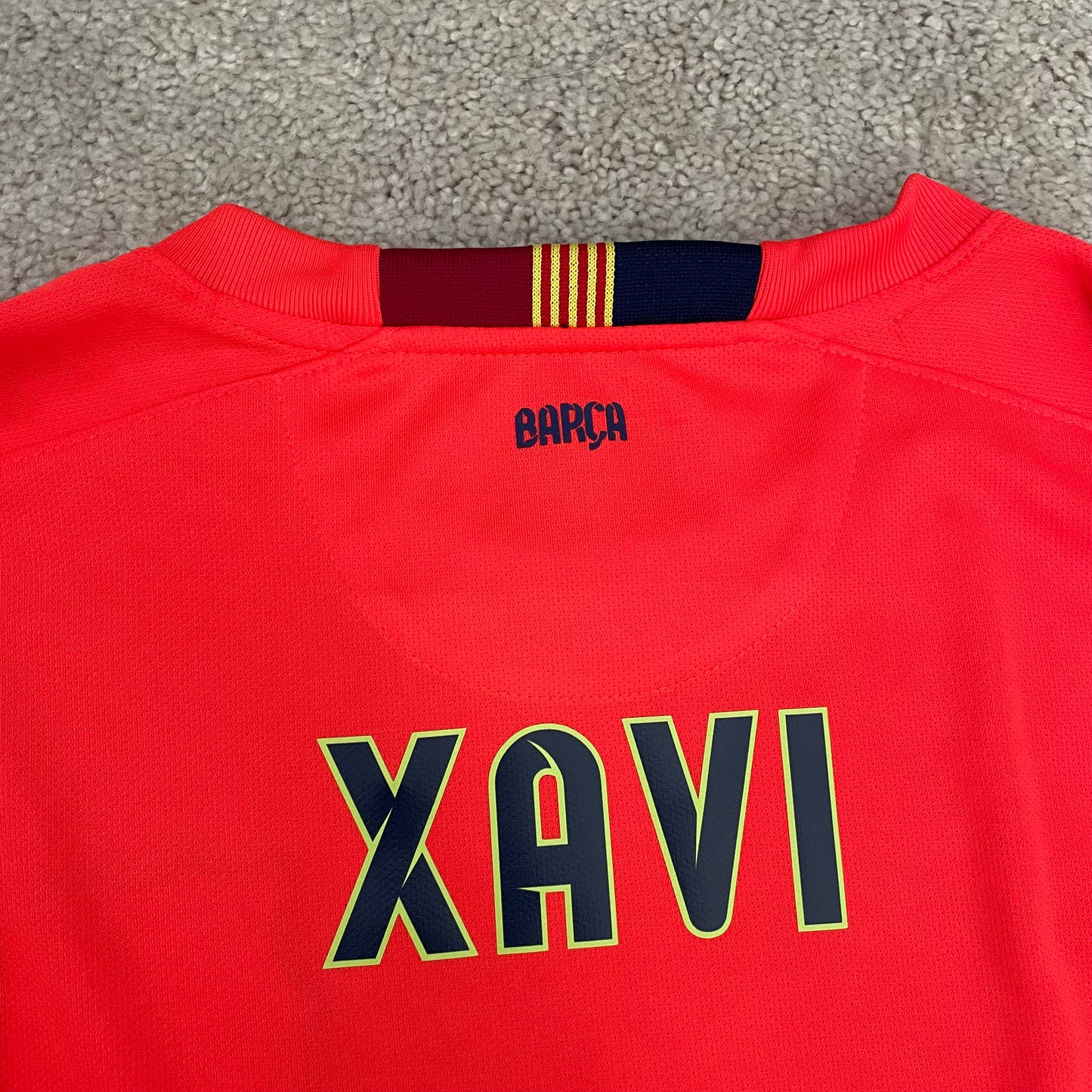 Barcelona 2014/15 away x Xavi #6 (XL)