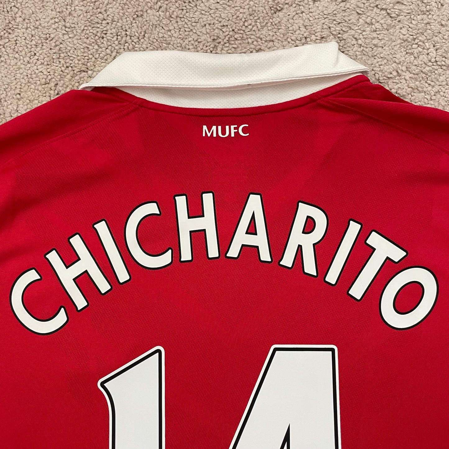 Manchester United 2010/11 home x Chicharito Hernandez #14 (XL)