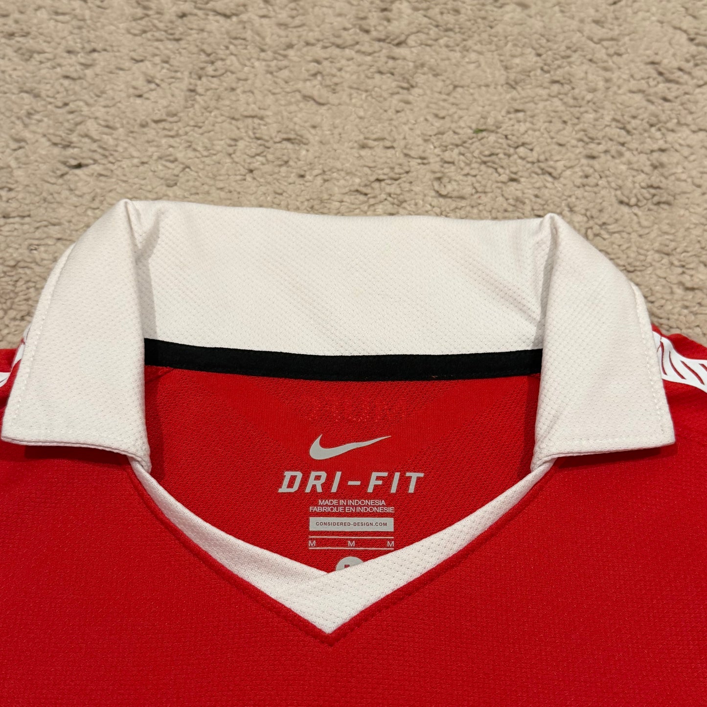 Manchester United 2010/11 home x Luis Nani #17 (M)