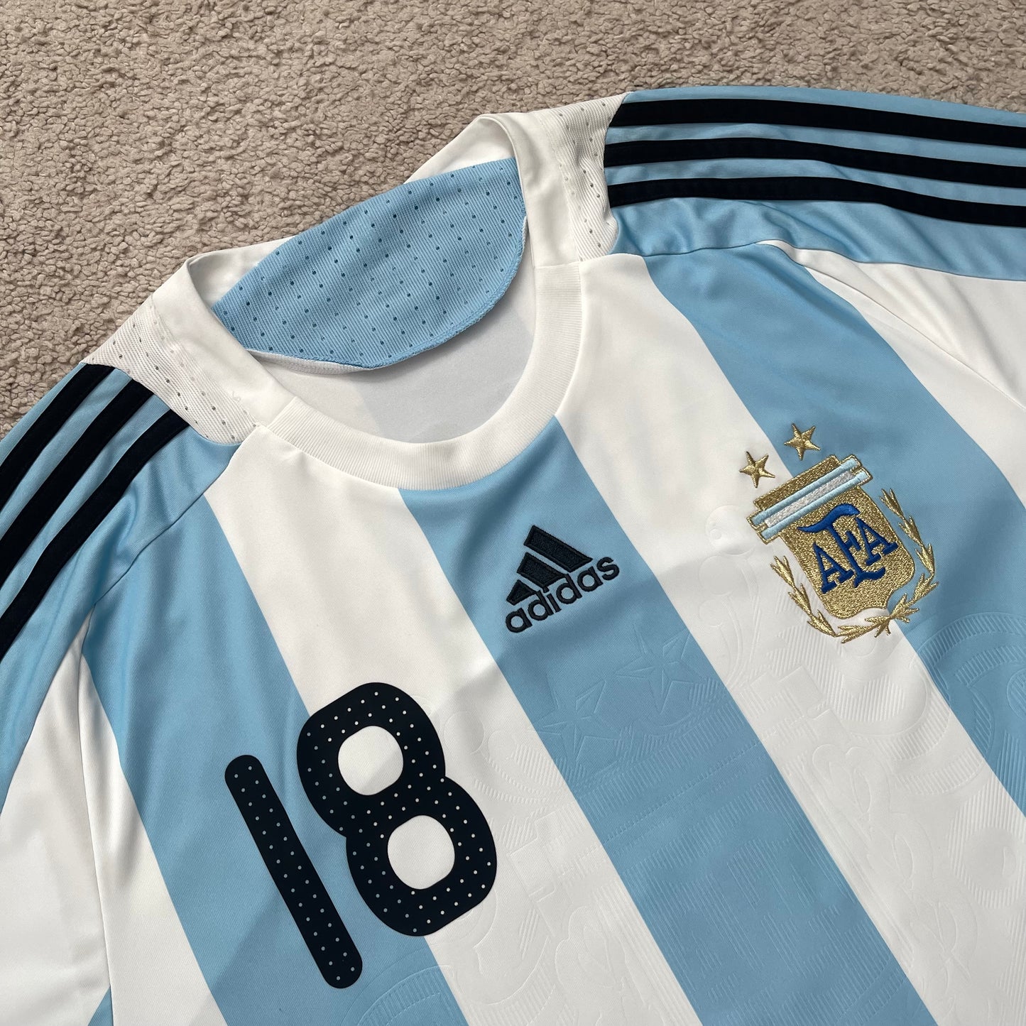 Argentina 2007/09 home x Messi #18 (XL)