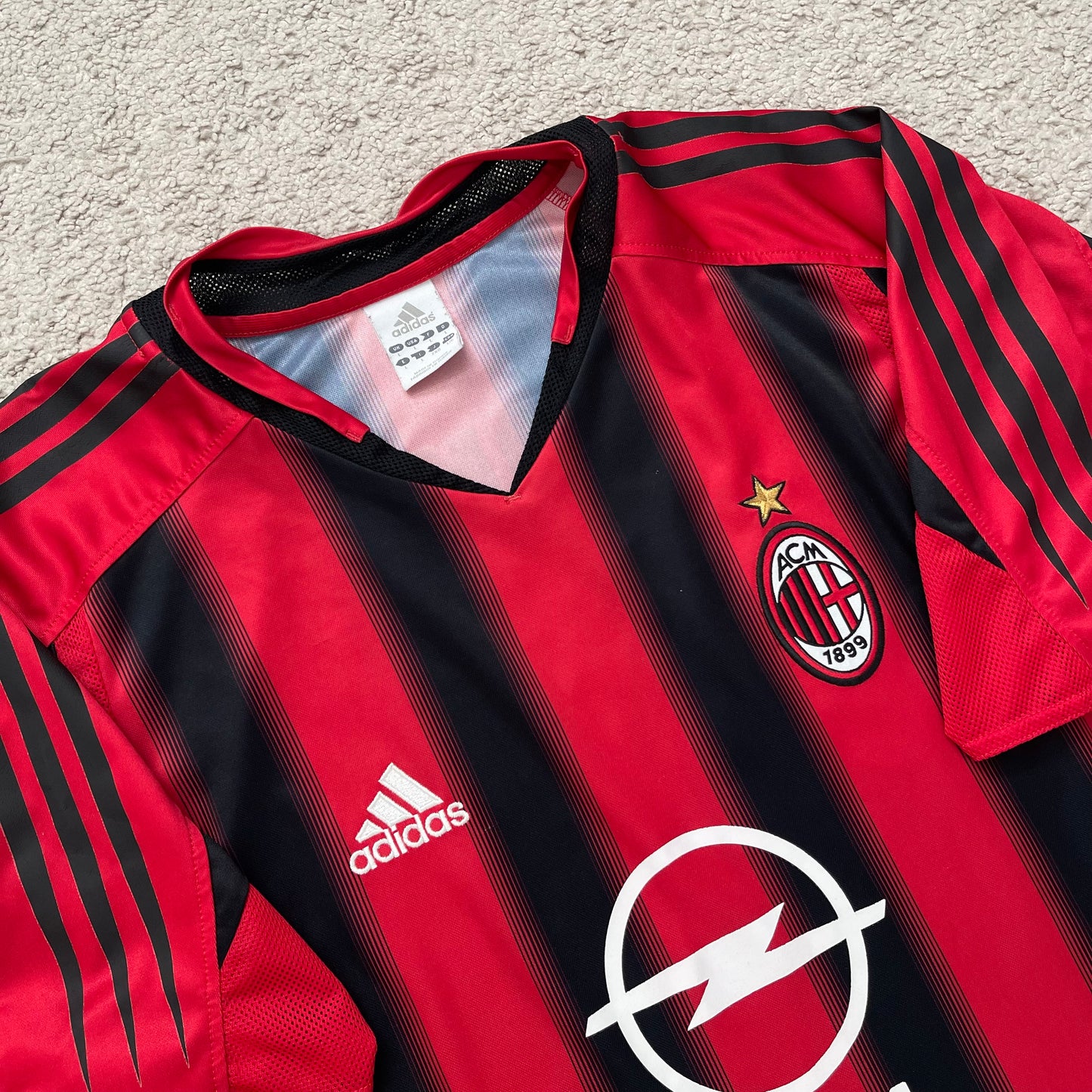 AC Milan 2004/05 home x Ricardo Kaká #22 (L)