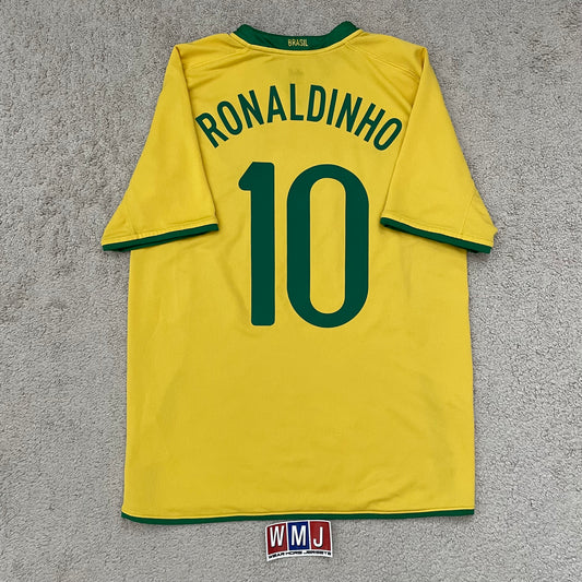 Brazil 2008/2009/2010 home x Ronaldinho #10 (M)
