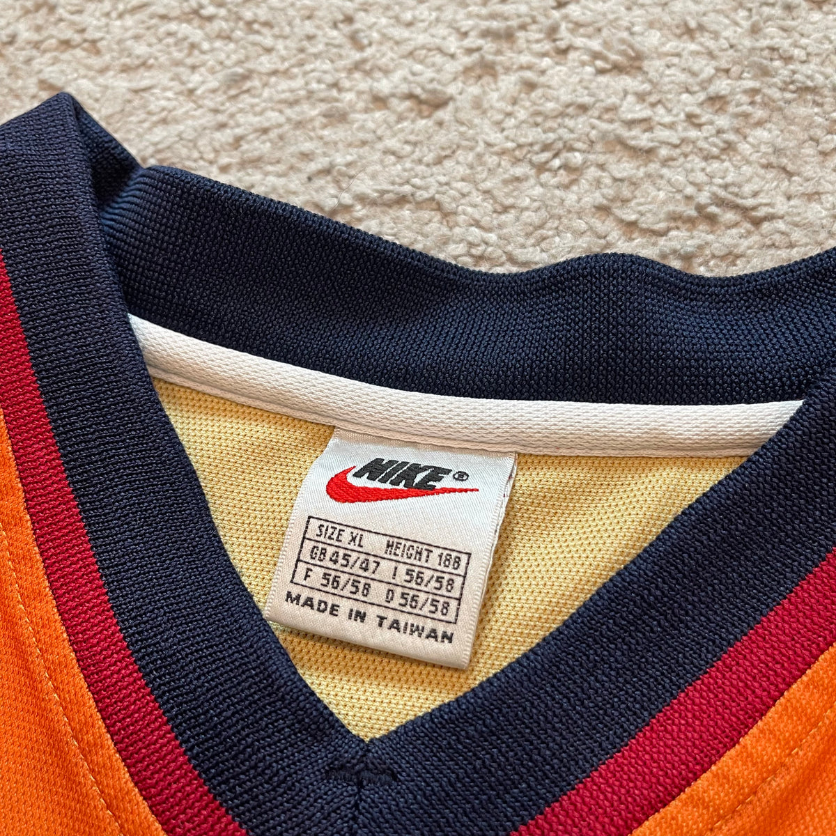 Barcelona 1998/1999/2000 third x Rivaldo #11 (XL) *has two tiny holes on the back
