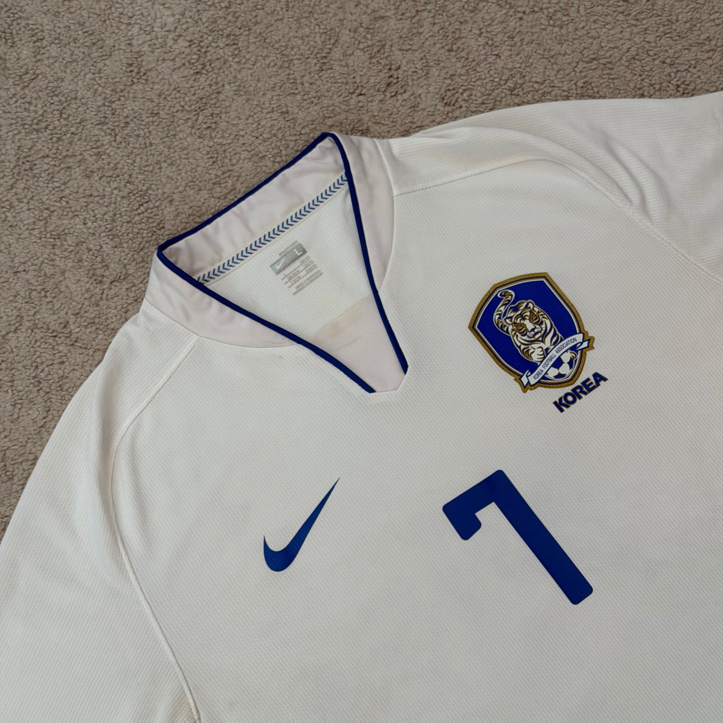 South Korea 2008/2009/2010 away PLAYER VERSION x Ji Sung Park #7 (L)
