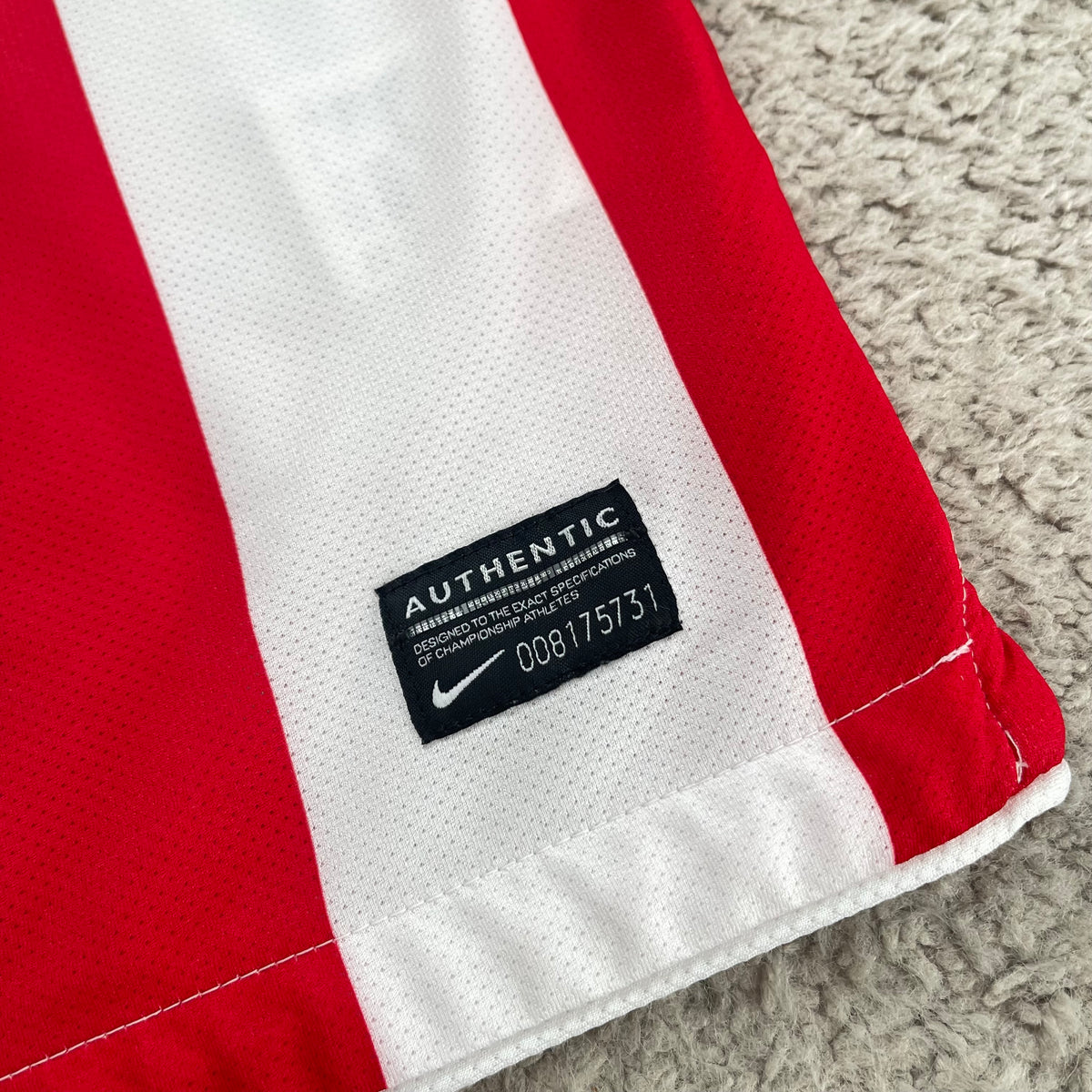 Atletico Madrid 2010/11 home x Sergio 'Kun' Agüero #10 (M)