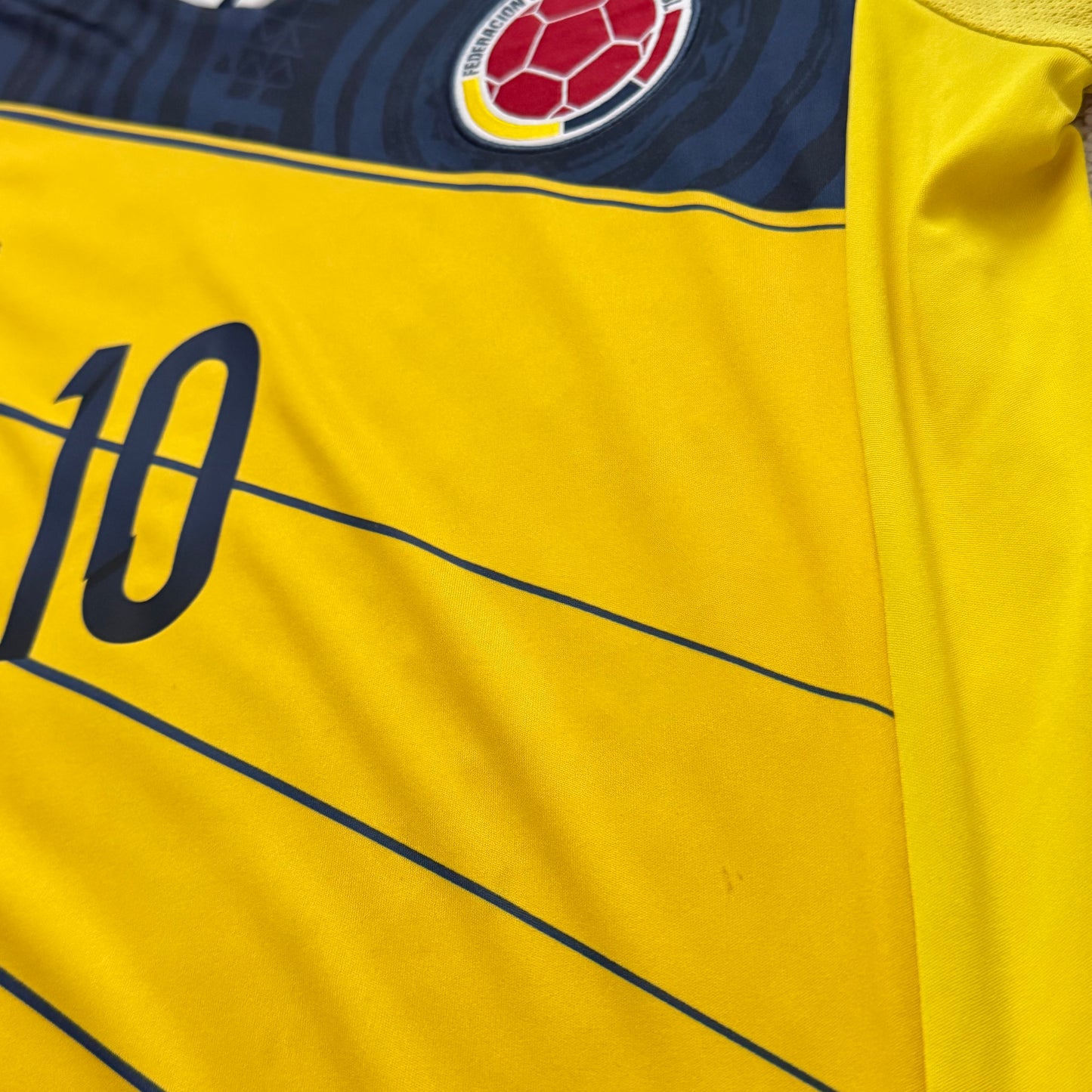 Colombia 2014 World Cup home x James Rodriguez #10 (M)