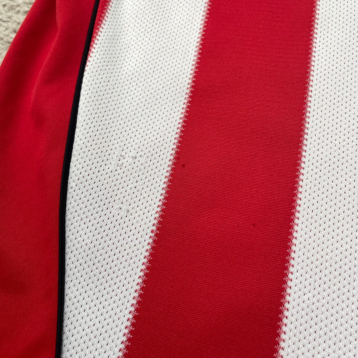 Bayern Munich 2010/11 home x Toni Kroos #39 (L)