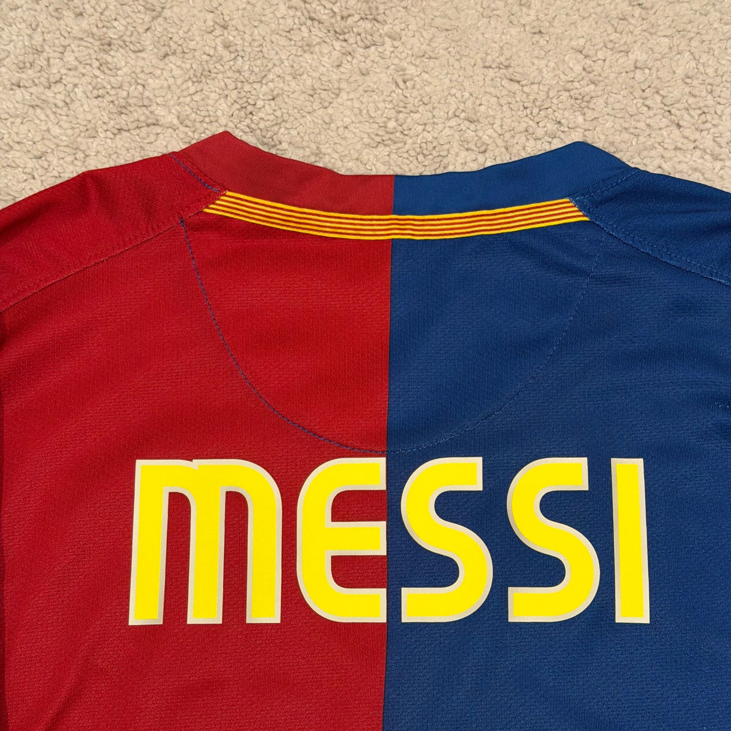 Barcelona 2008/09 home x Messi #10 (L)