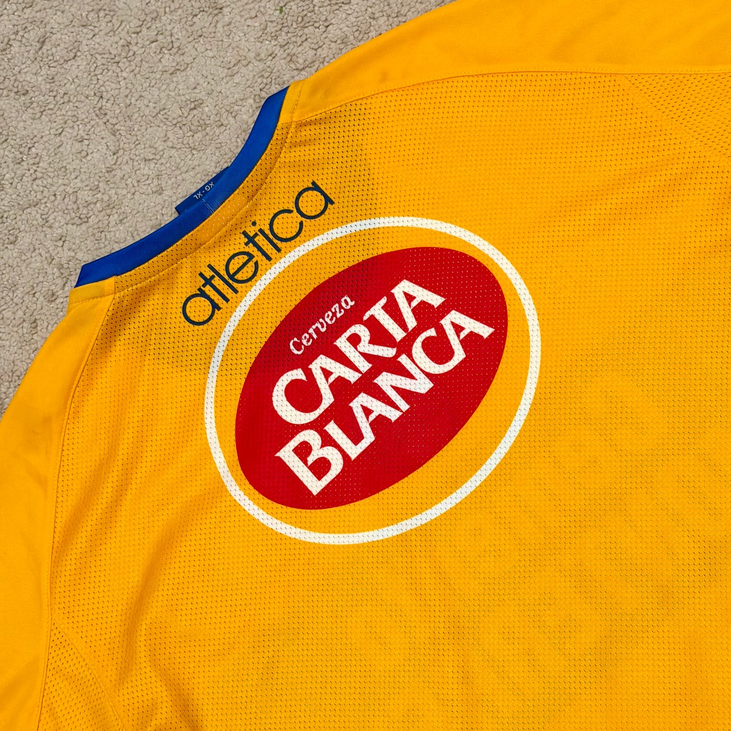 Tigres UANL 2002/03 home (XL) *has some tiny holes in the back
