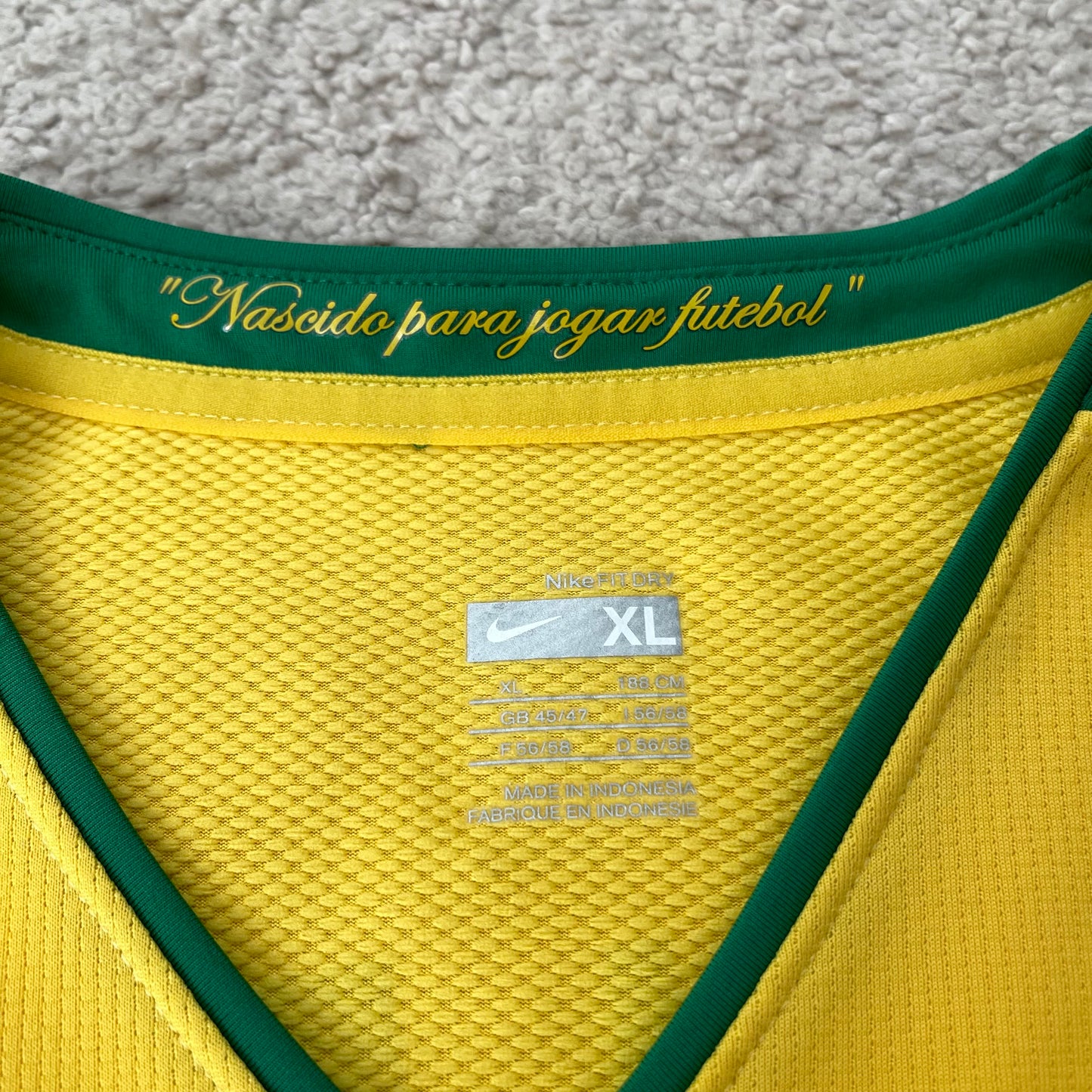 Brazil 2008/2009/2010 home x Ronaldinho #10 (XL)