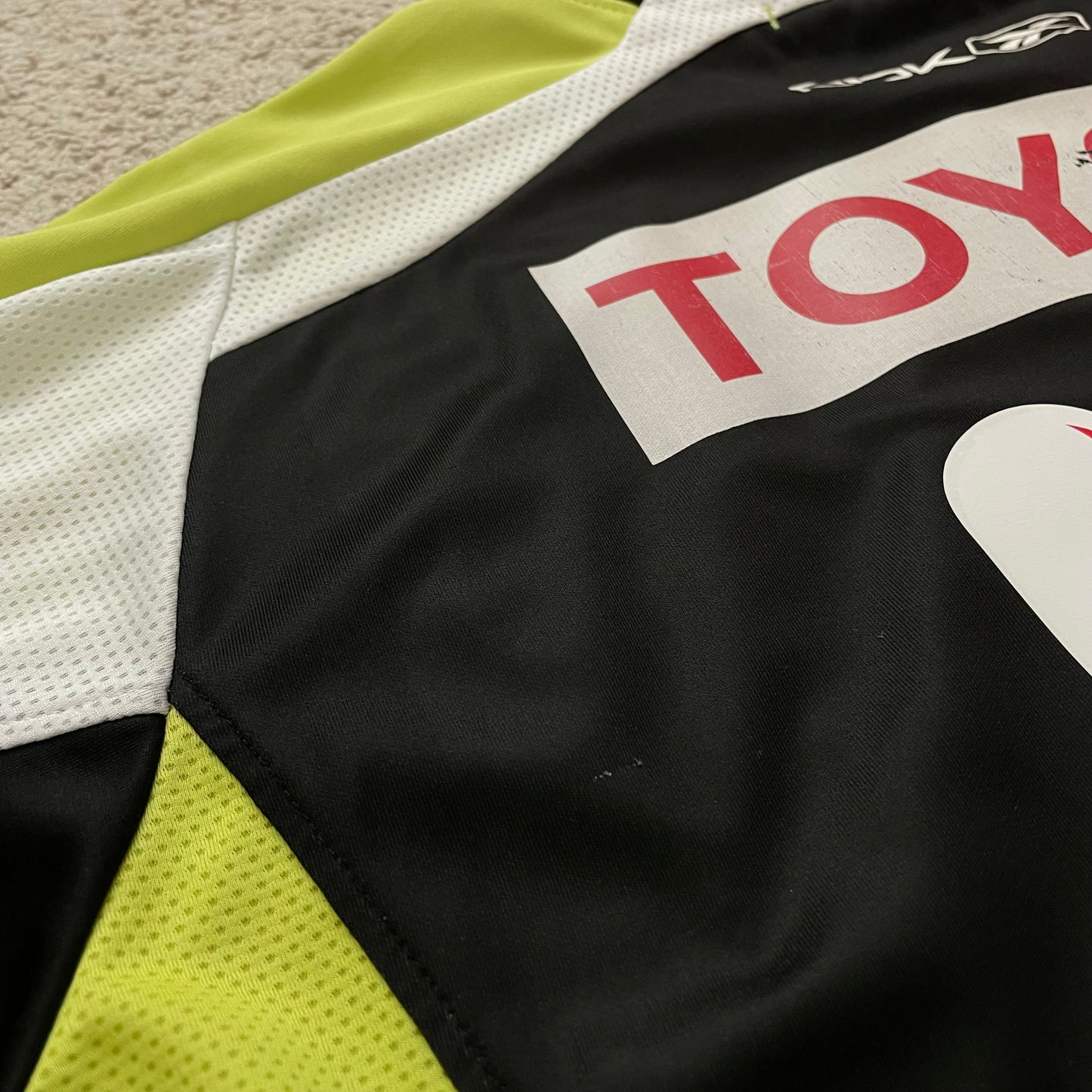 Chivas de Guadalajara 2008/09 away x Chicharito Hernandez #14 (L)