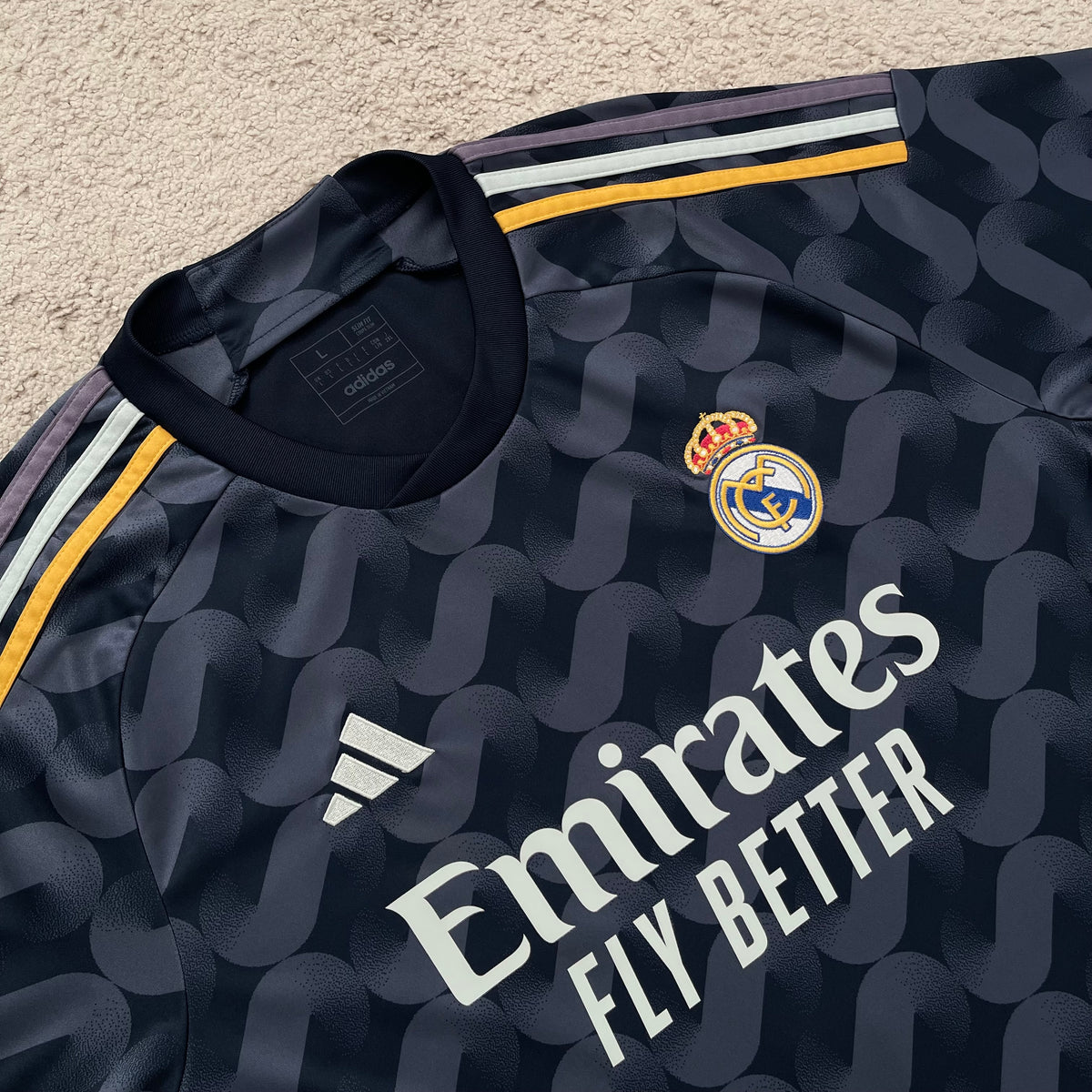 Real Madrid 2023/24 away x Jude Bellingham #5 (L)
