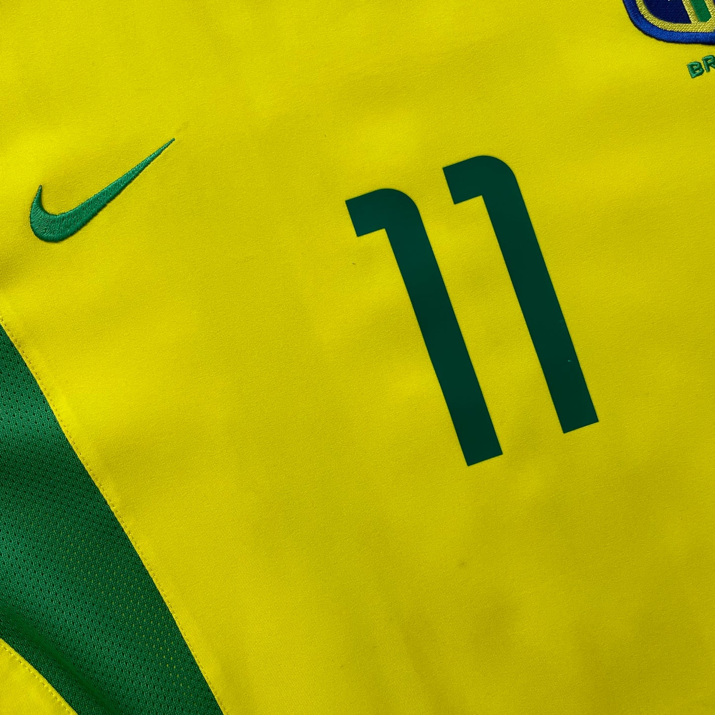 Brazil 2002 World Cup x Ronaldinho #11 (M)