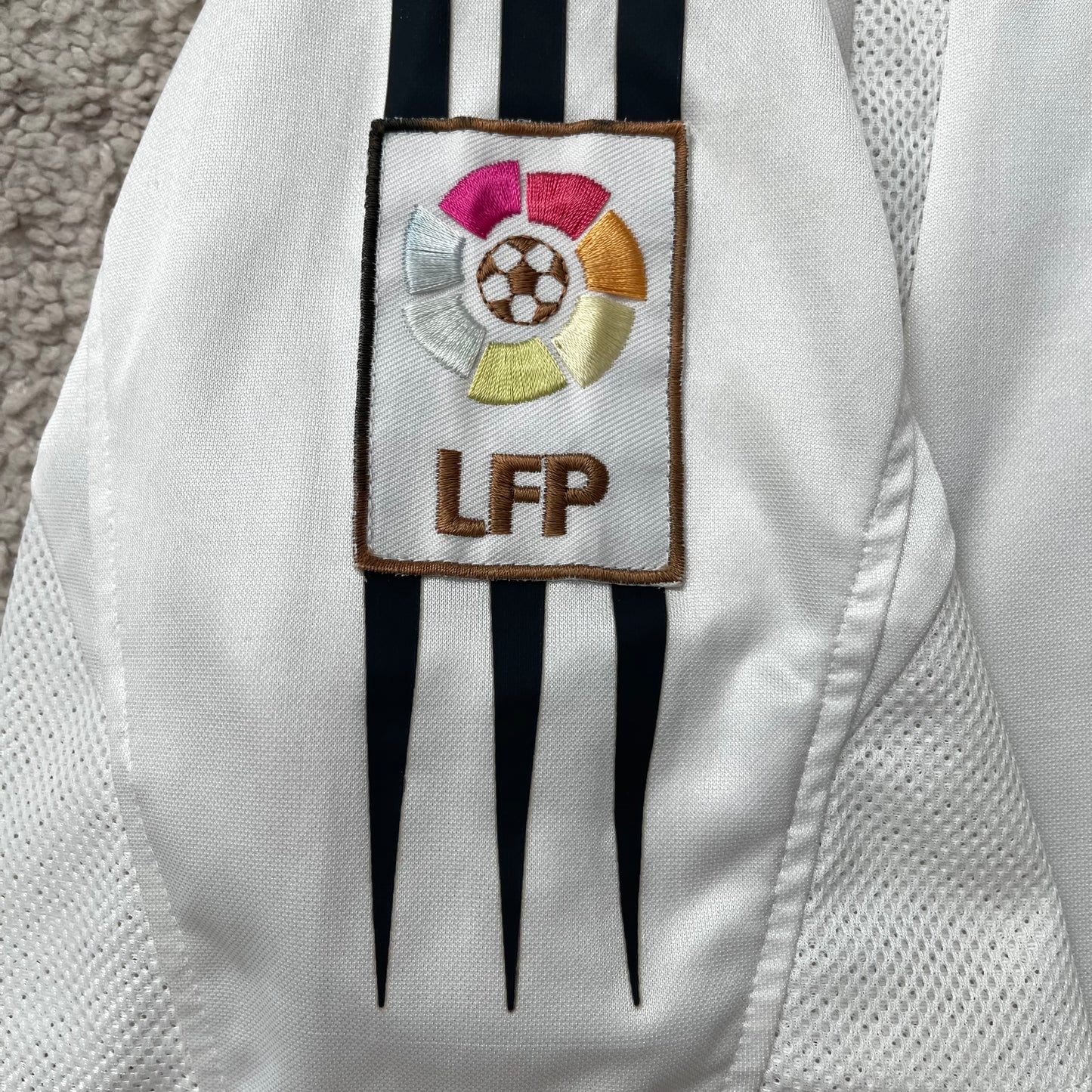 Real Madrid 2004/05 home x Zinedine Zidane #5 (L)