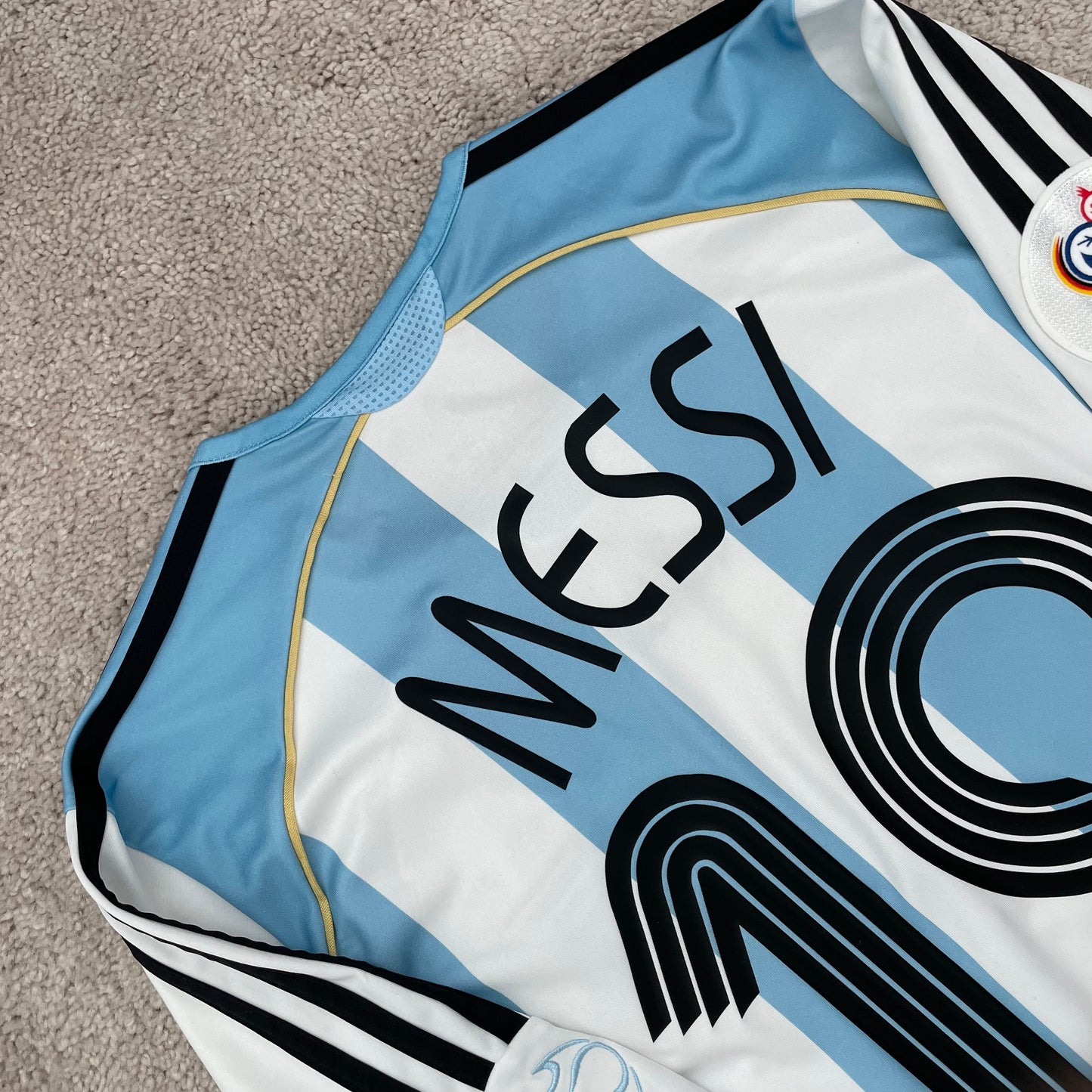 Argentina 2006 World Cup home x Messi #19 (M)