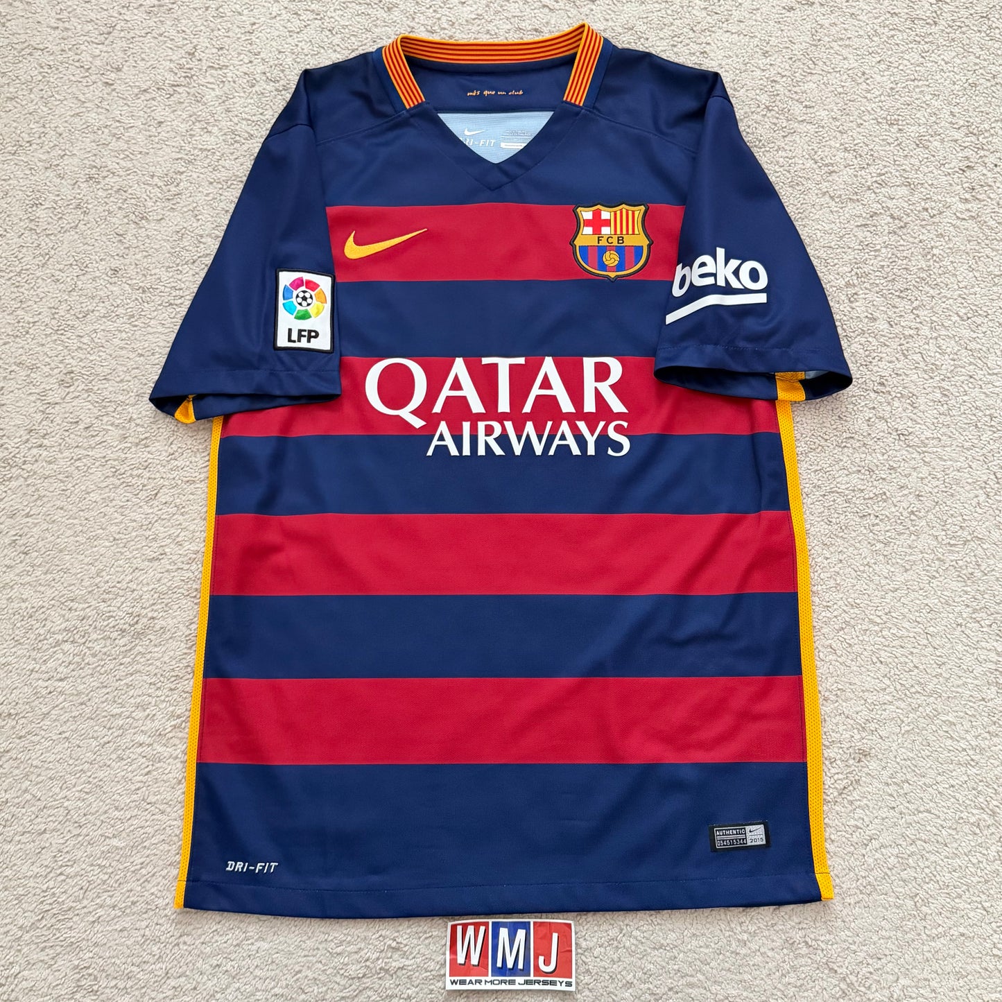 Barcelona 2015/16 home x Messi #10 (M)