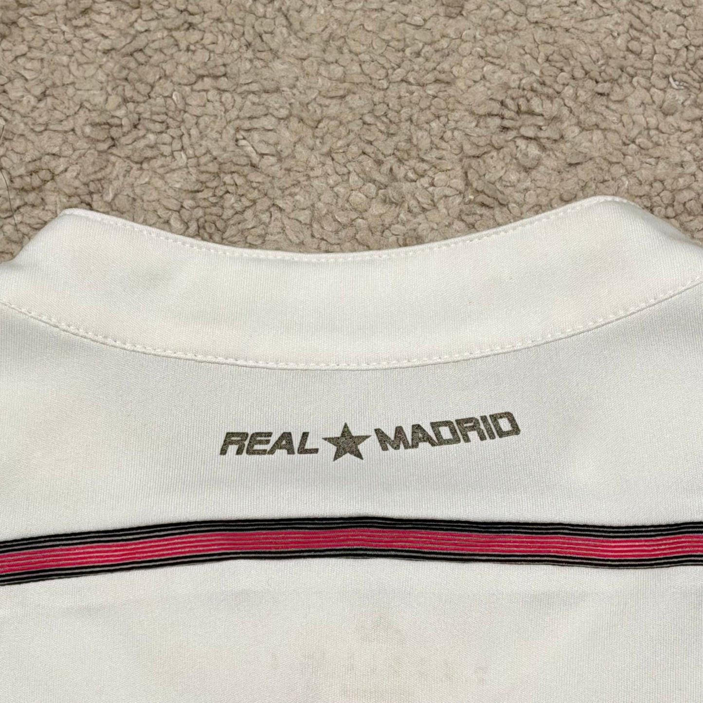 Real Madrid 2014/15 home x James Rodriguez #10 (M)