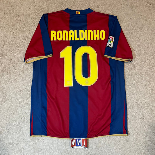 Barcelona 2007/08 home x Ronaldinho #10 (L)