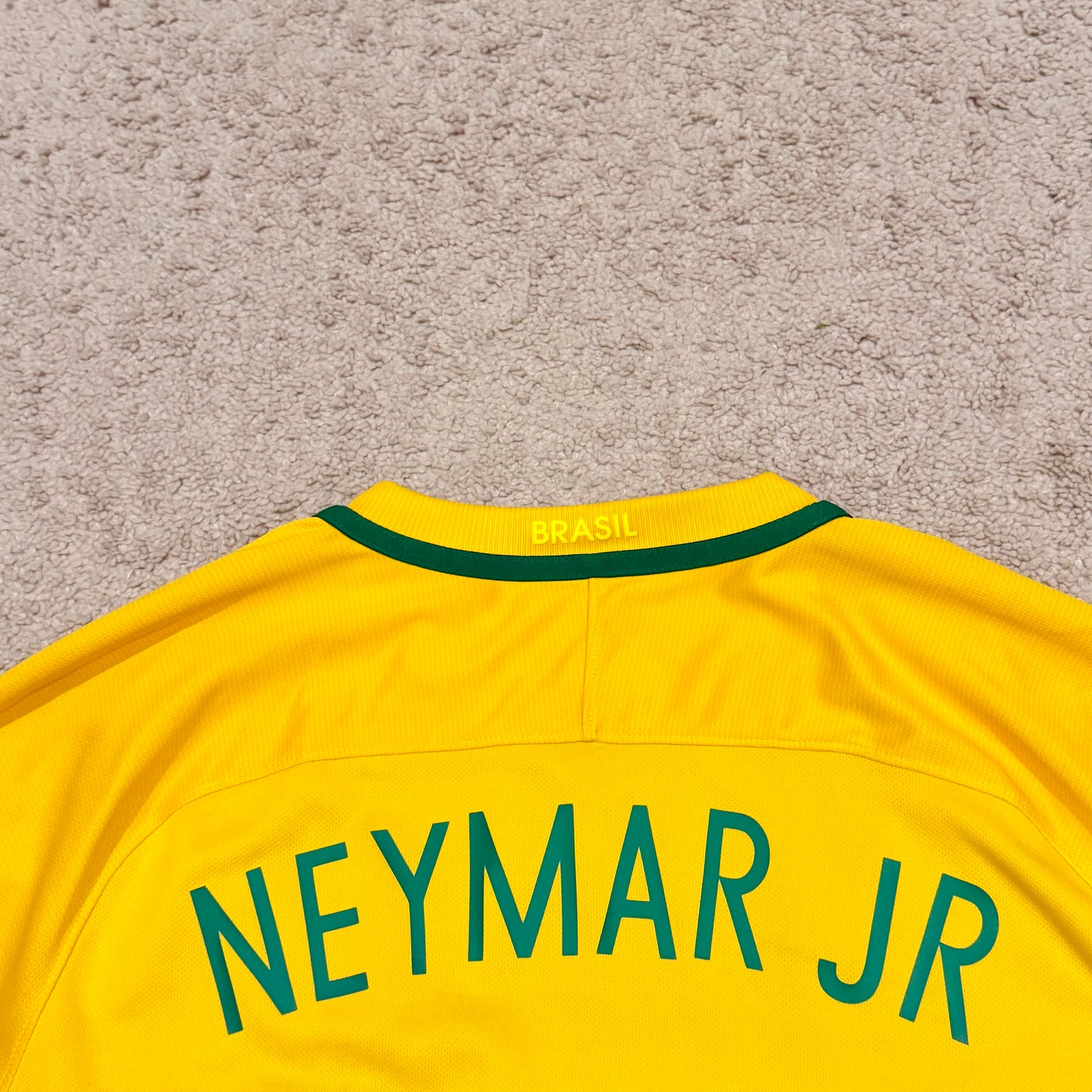Brazil 2016/17 home x Neymar Jr #10 (L)