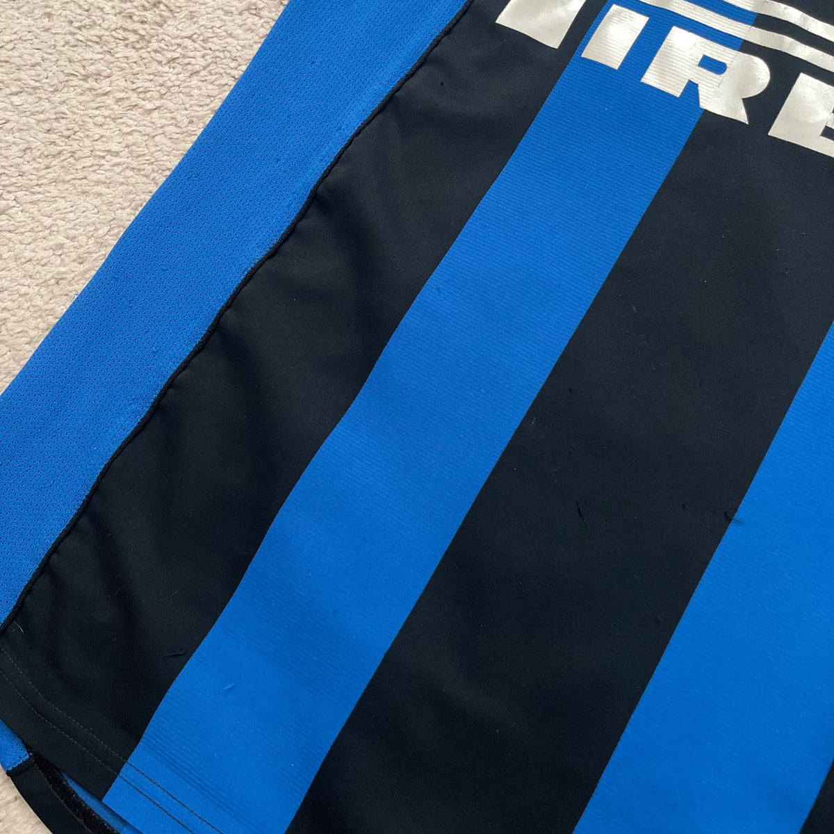 Inter 2004/05 home x Adriano #10 (M)