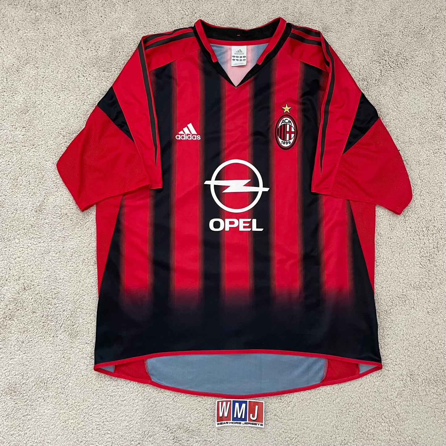 AC Milan 2004/05 home x Ricardo Kaká #22 (L)