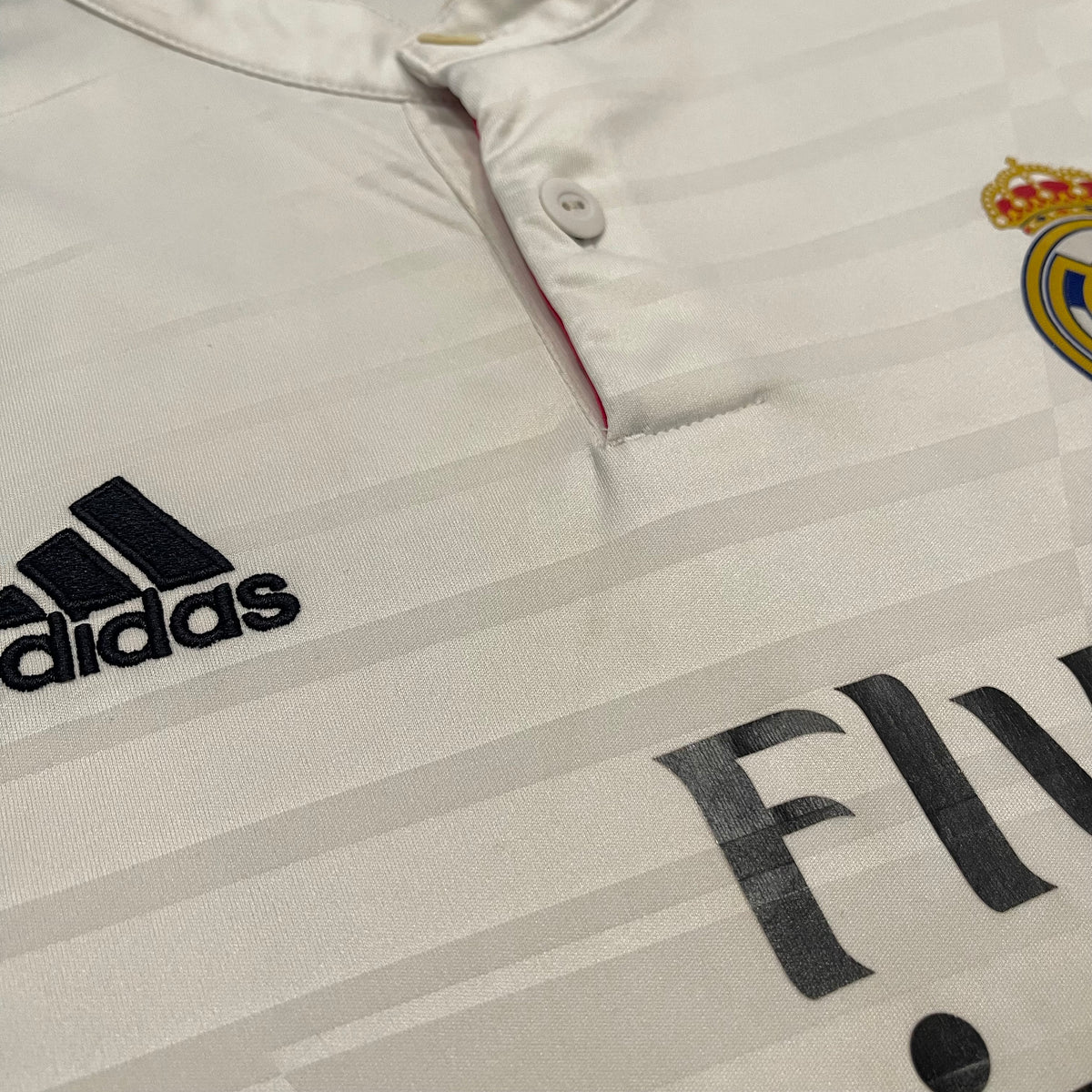 Real Madrid 2014/15 home x Chicharito Hernandez #14 (L)