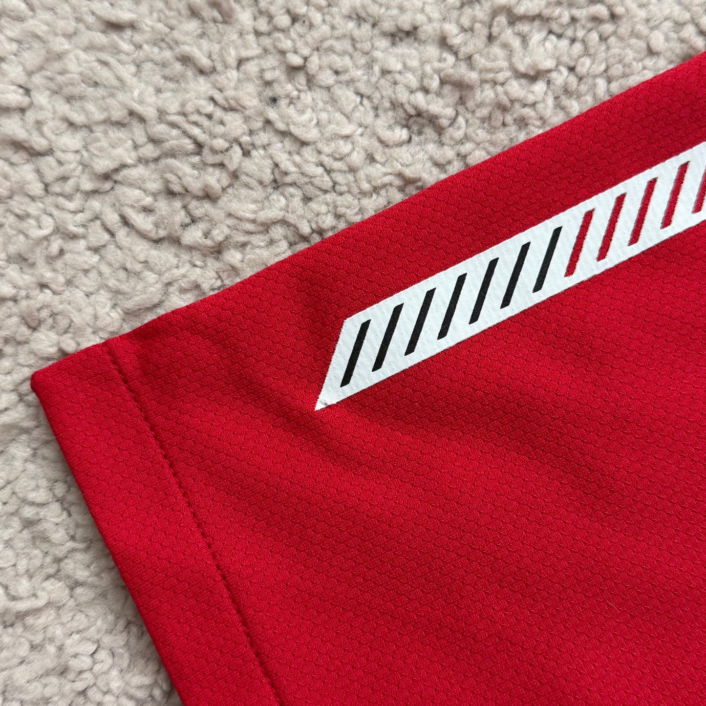 Manchester United 2010/11 home x Chicharito #14 (L)