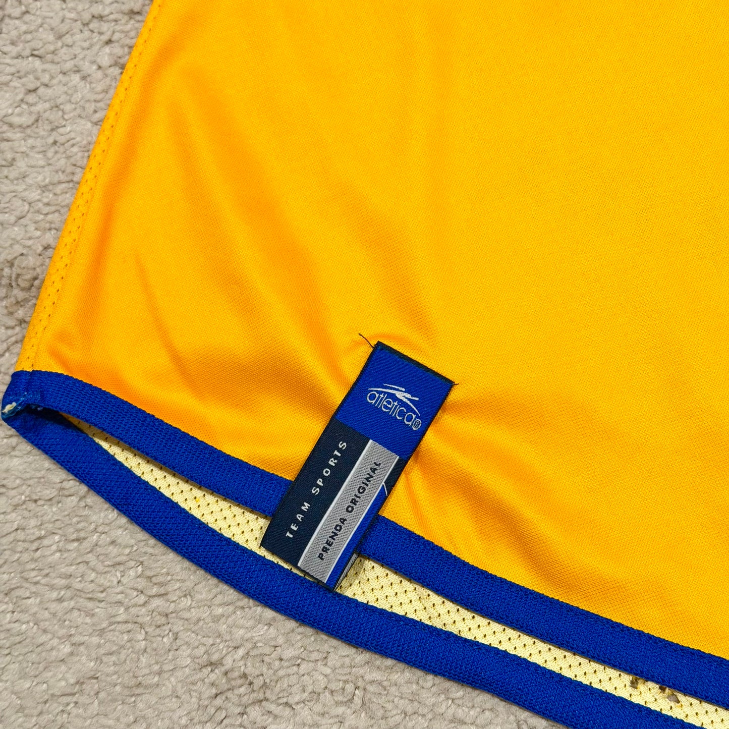 Tigres UANL 2002/03 home (XL) *has some tiny holes in the back
