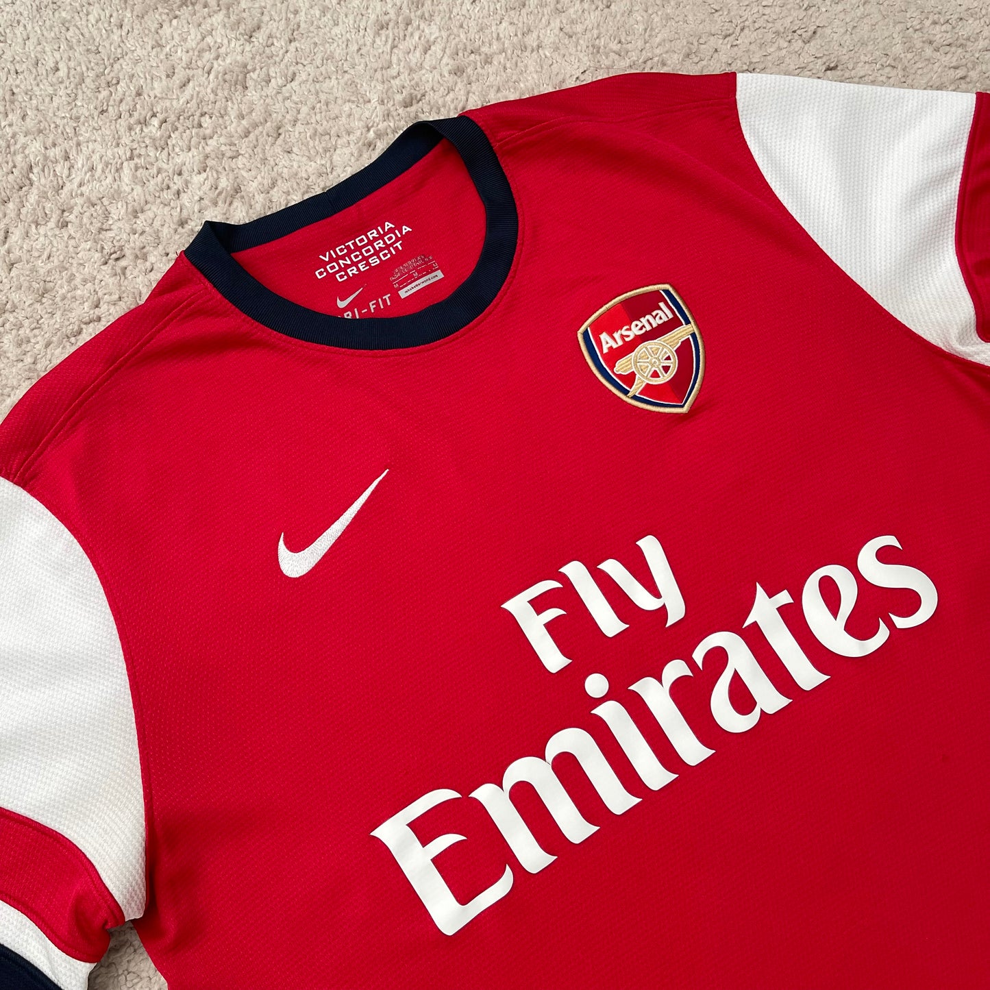 Arsenal 2013/14 home x Mesut Özil #11 (M)