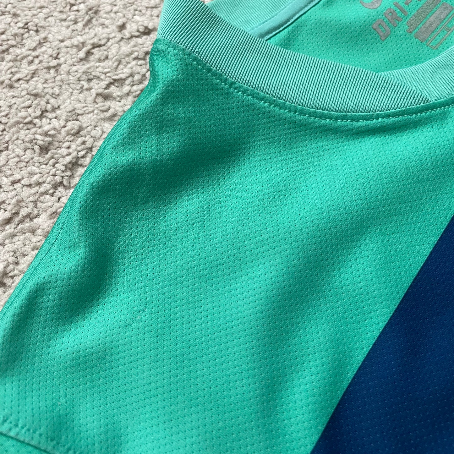 Barcelona 2010/11 away x Messi #10 (L)