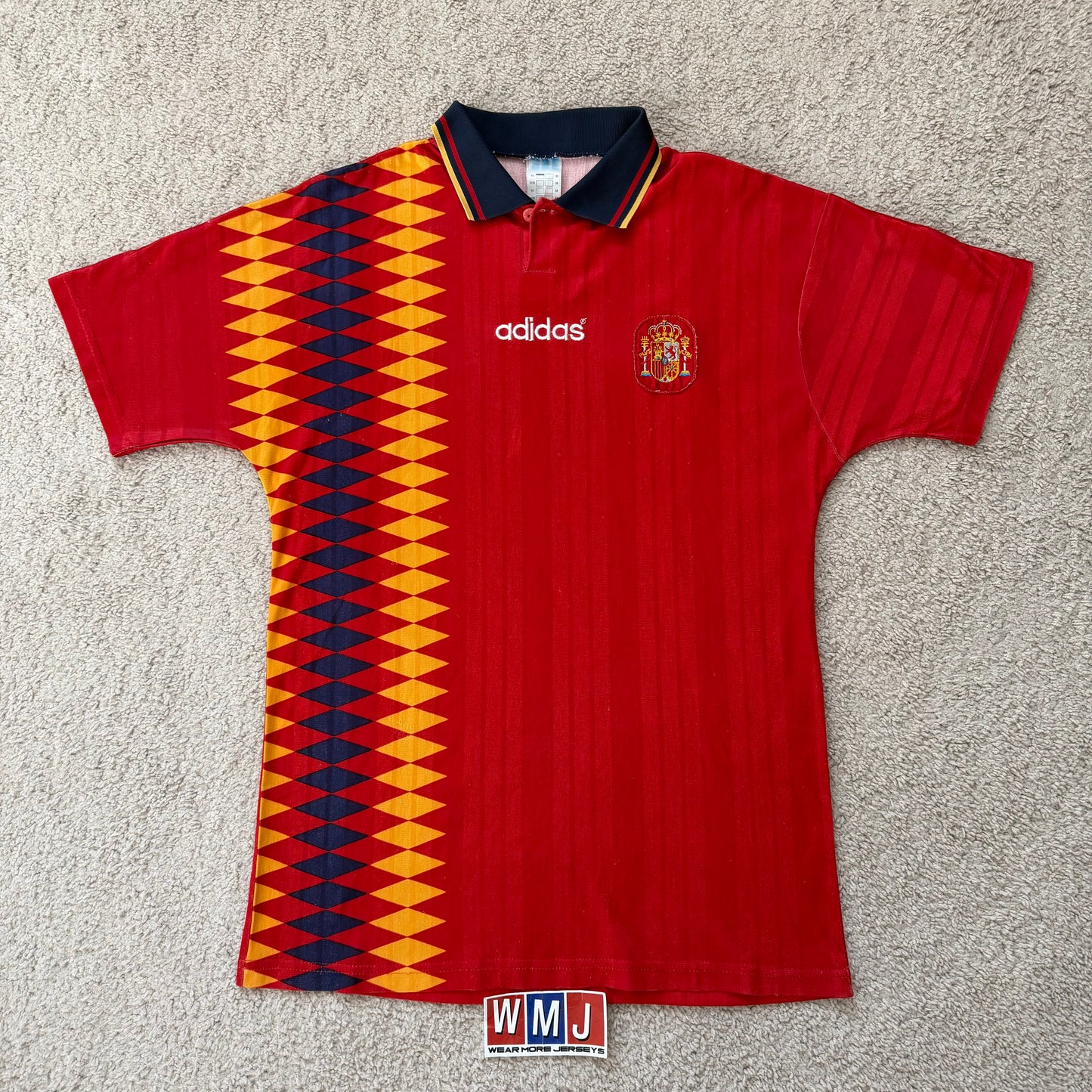 Spain 1994 World Cup home (M) *tiny holes on right sleeve