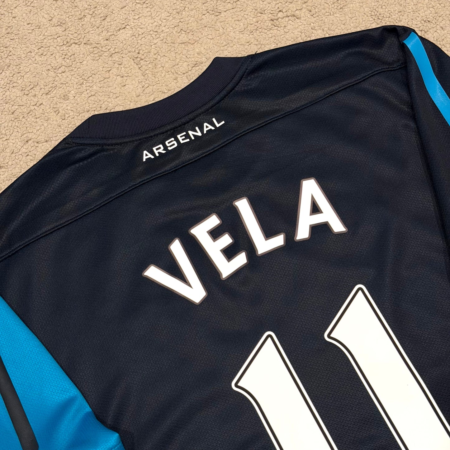 Arsenal 2011/12 away 125th ANNIVERSARY x Carlos Vela #11 (L)