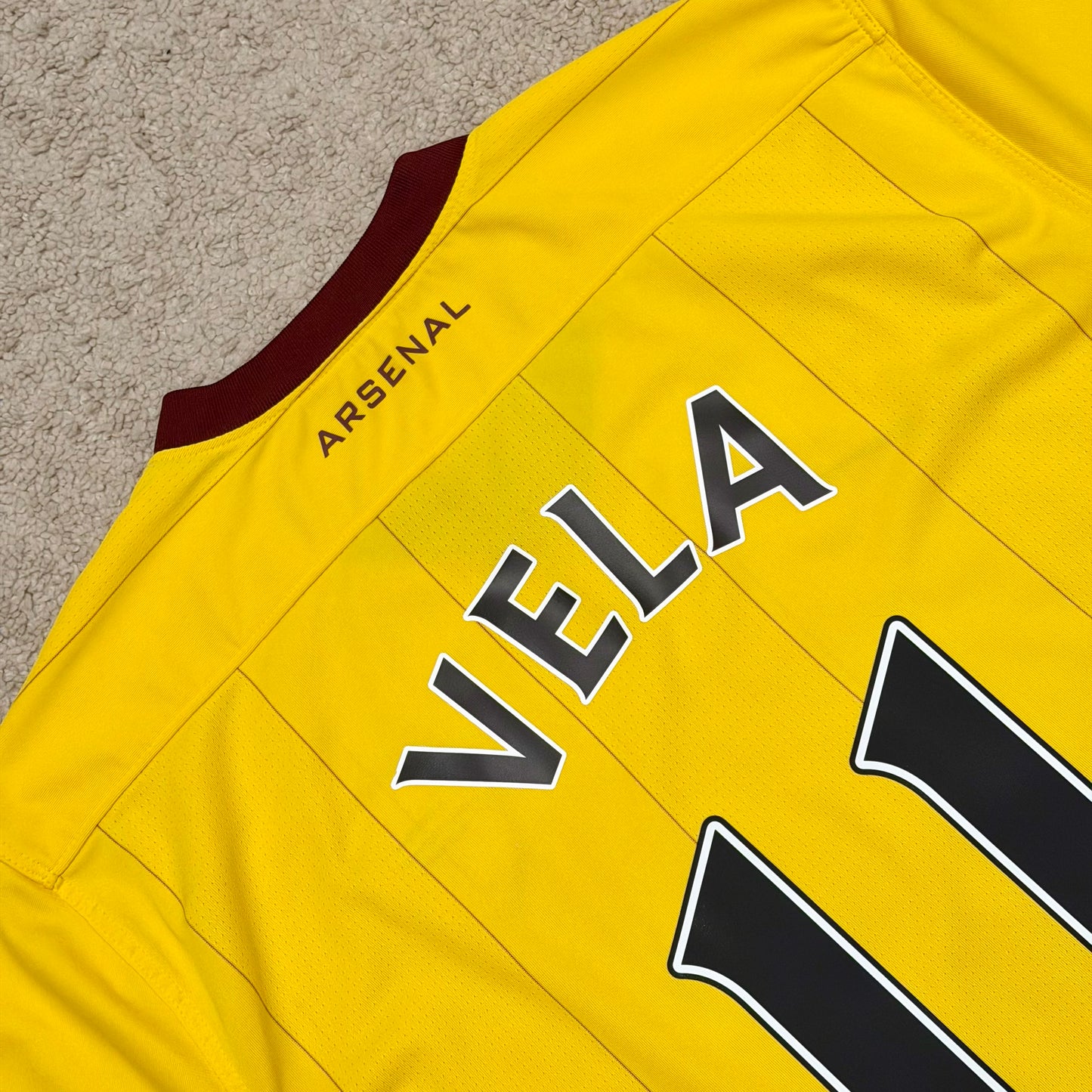 Arsenal 2010/11 away x Carlos Vela #11 (L)