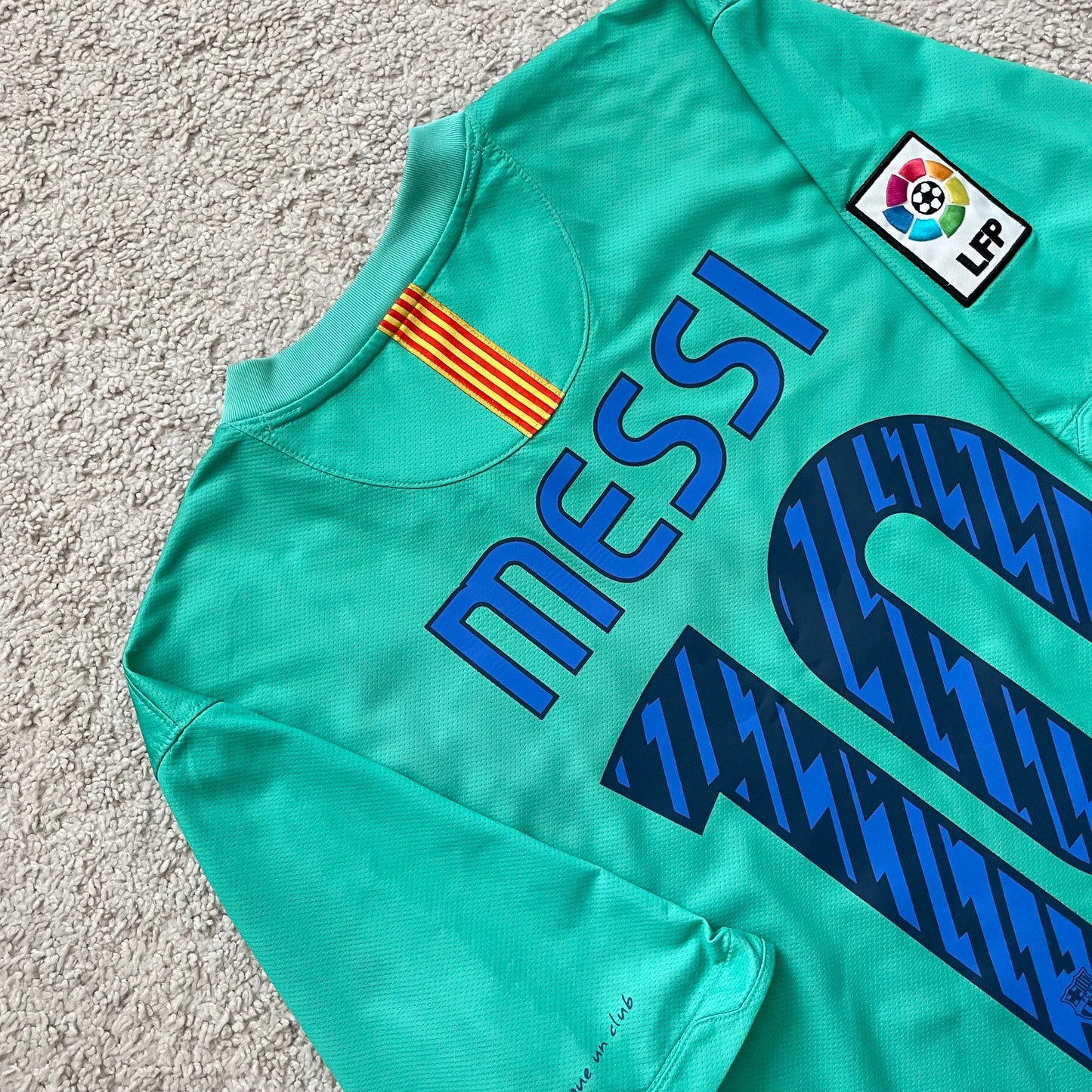 Barcelona 2010/11 away x Messi #10 (L)