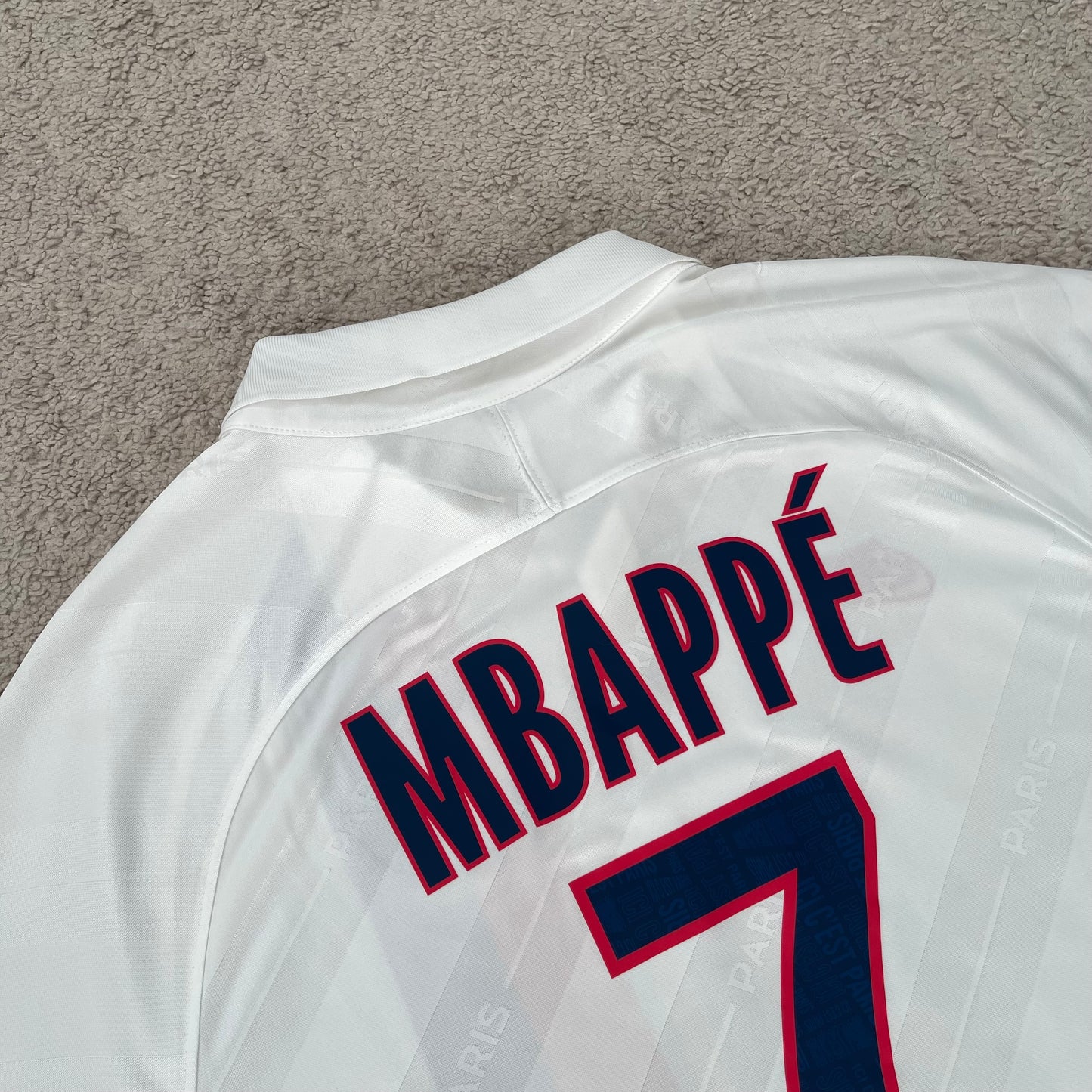 PSG 2019/20 third x Kylian Mbappe #7 (L)