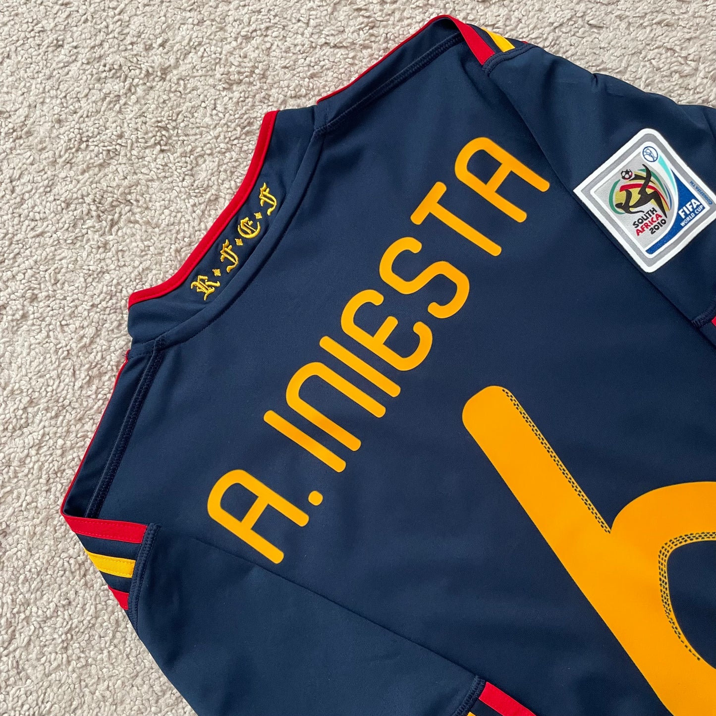 Spain 2010 World Cup away x Andres Iniesta #6 (M)