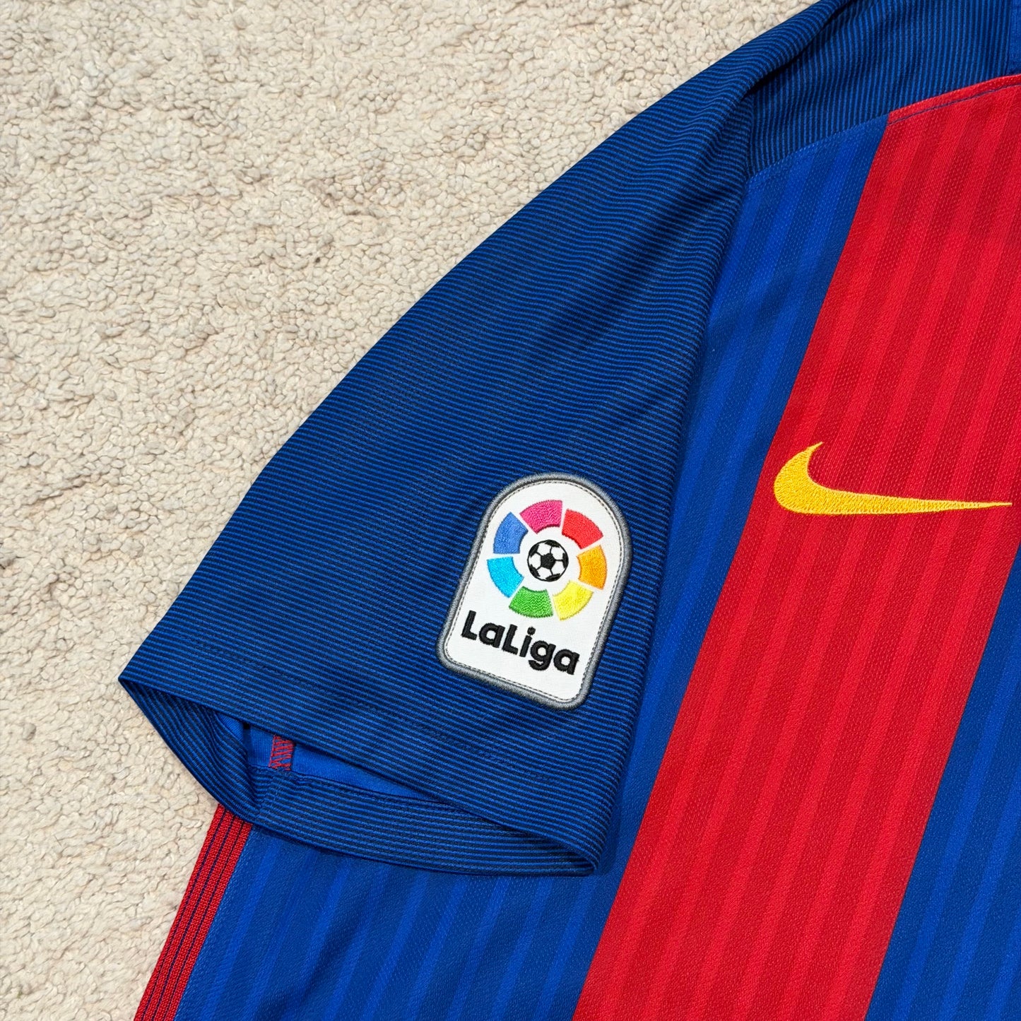 Barcelona 2016/17 home x Messi #10 (M)