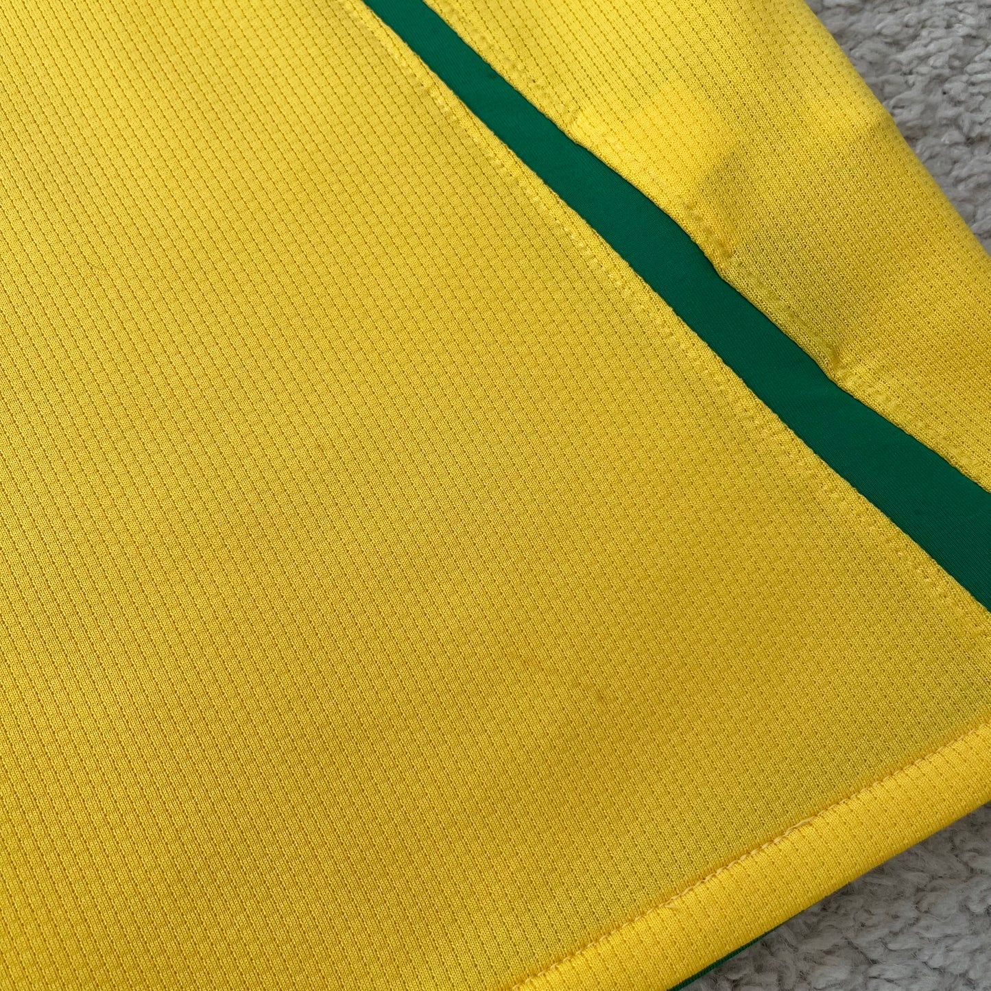 Brazil 2008/2009/2010 home x Ronaldinho #10 (XL)