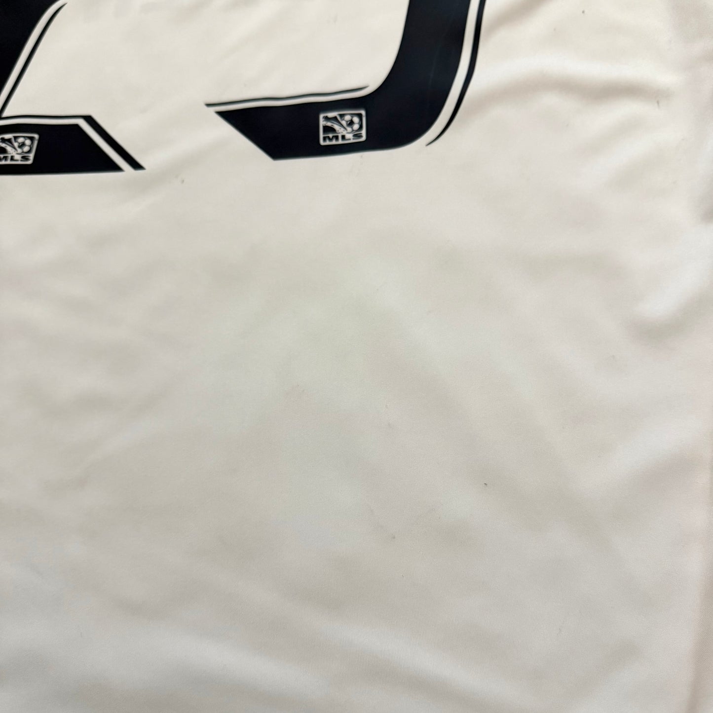LA Galaxy 2010/11 home x David Beckham #23 (L)