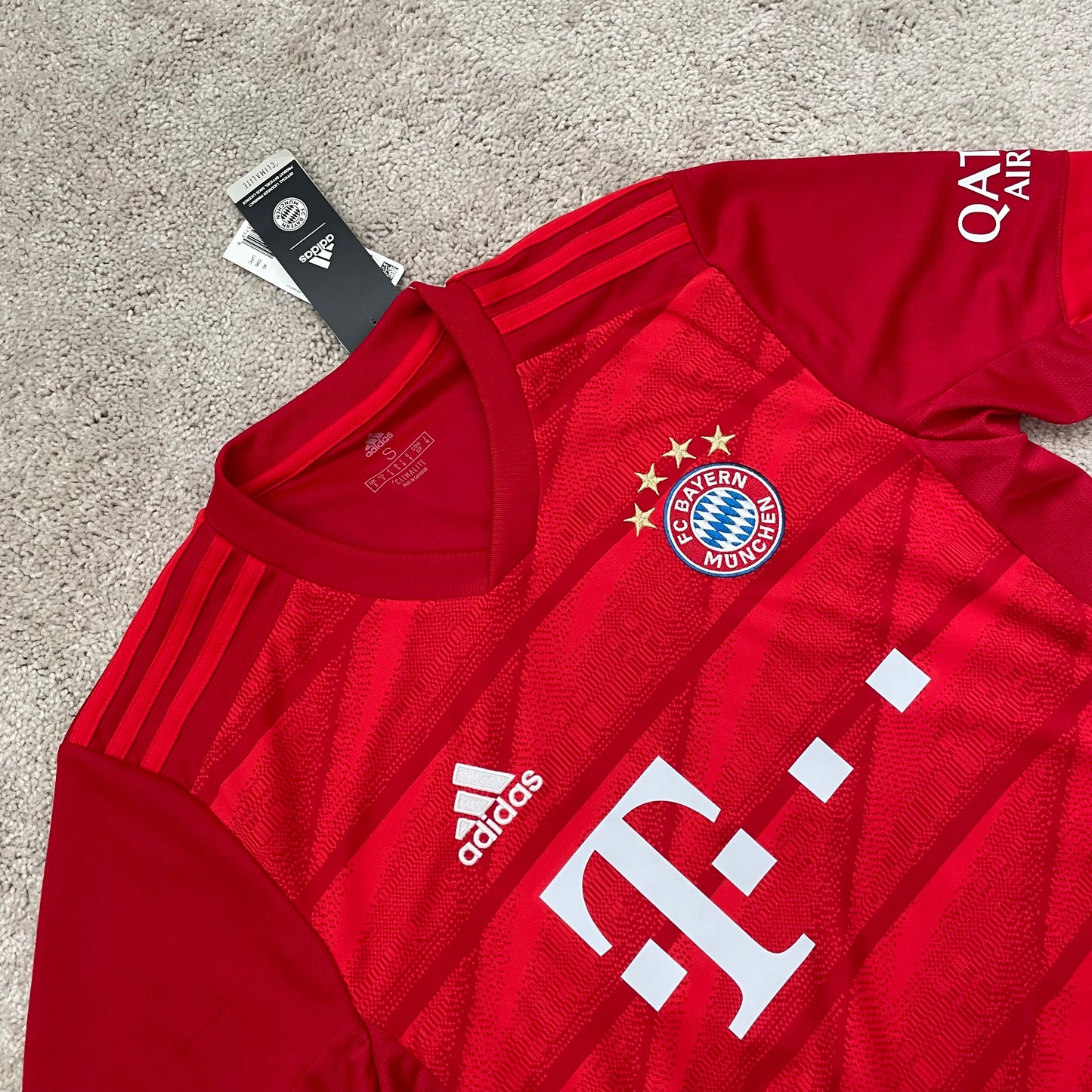 Bayern Munich 2019/20 home x Alphonso Davies #19 (S) *BRAND NEW WITH TAGS