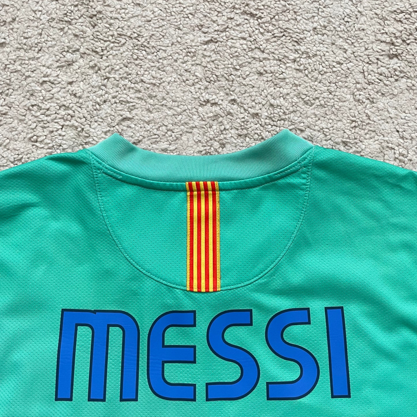 Barcelona 2010/11 away x Messi #10 (L)